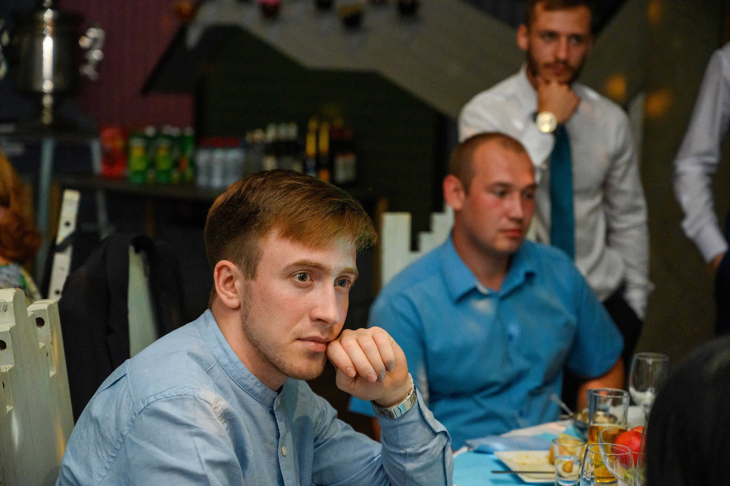 Прогулка в поле, свадьба в поле, прогулка лошади. Семейный и контент фотограф в Москве Alira