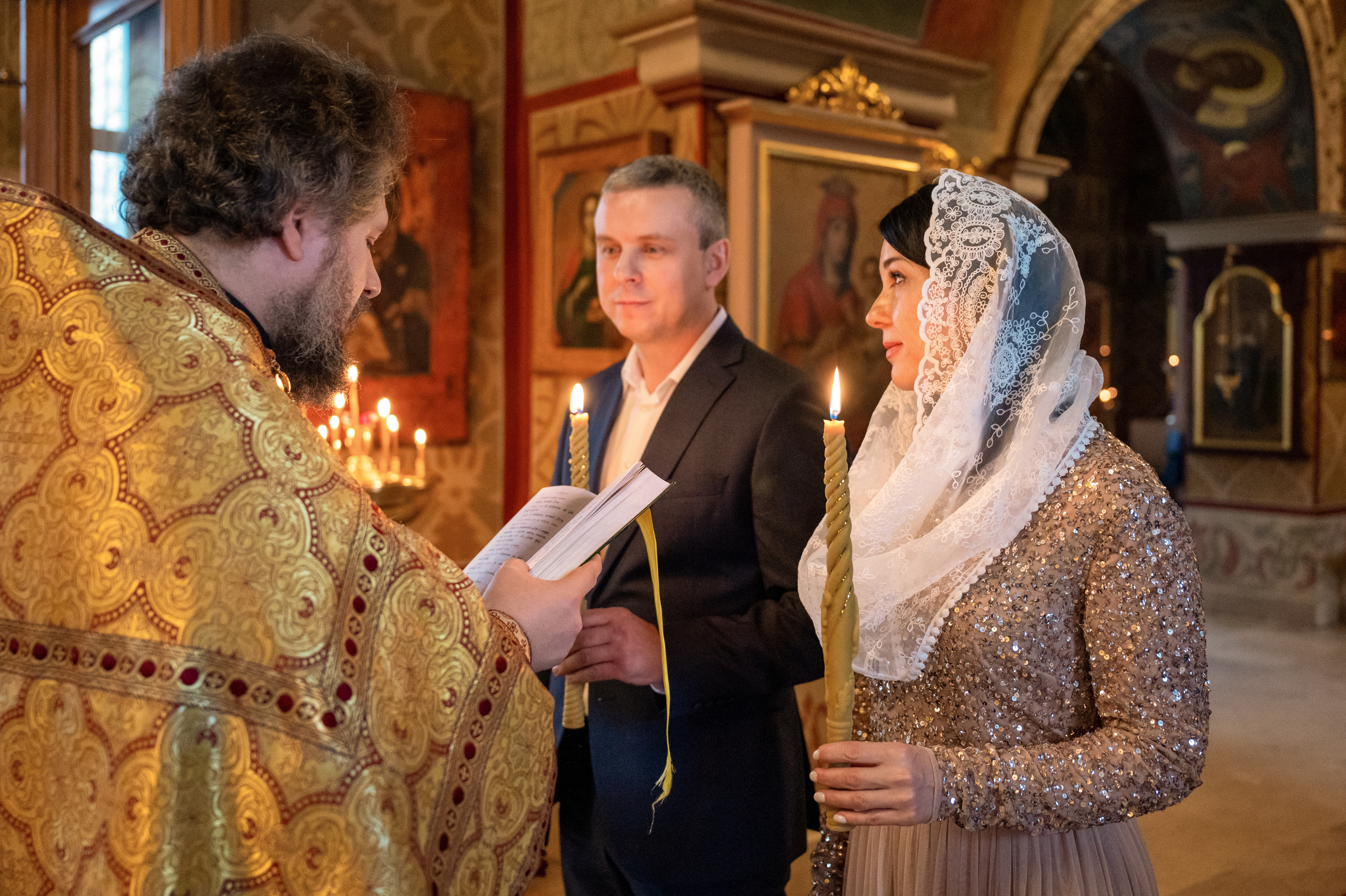 Венчание Александра и Ирины. Семейный и контент фотограф в Москве Alira