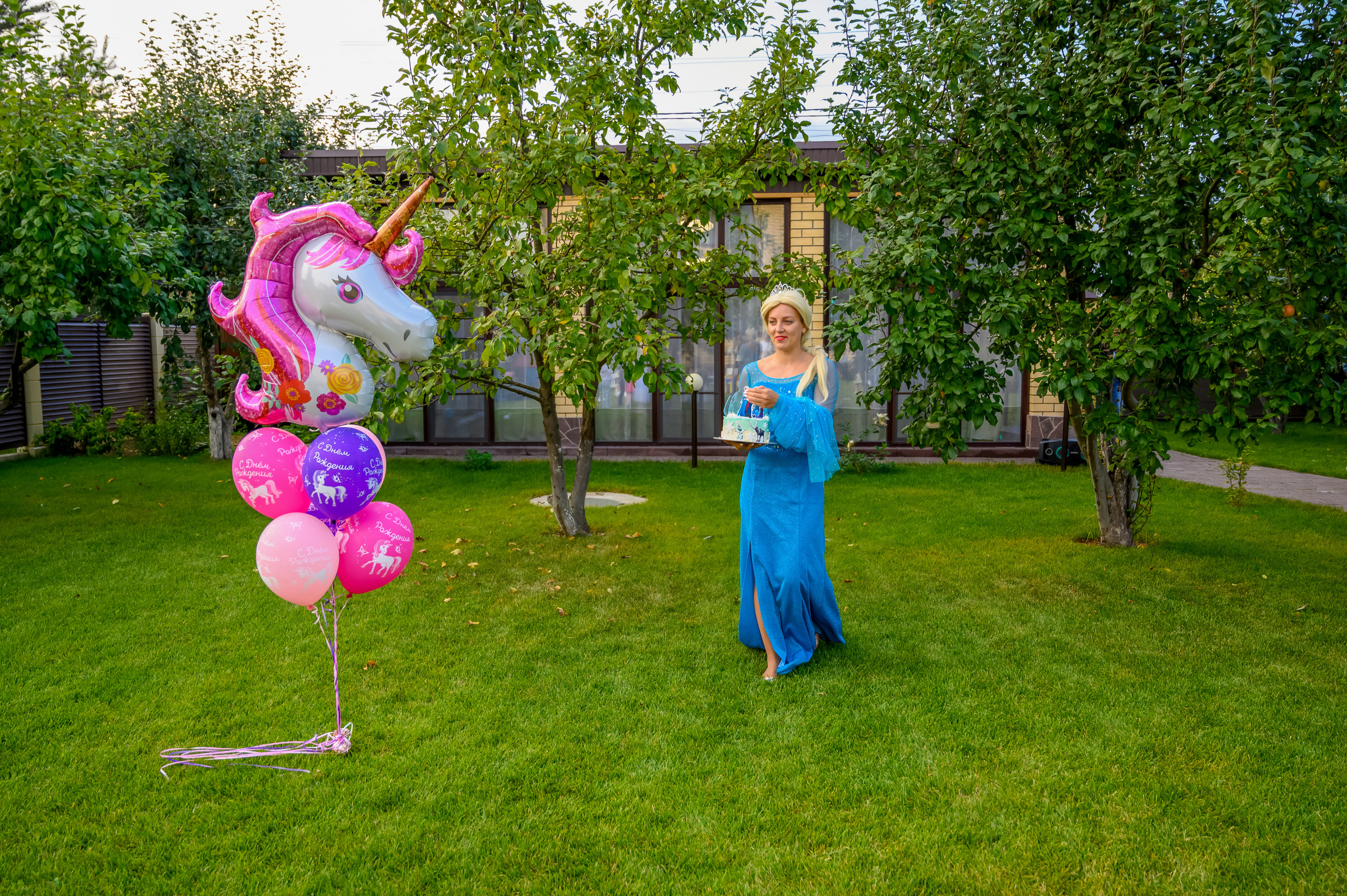 ДР Насти 4 года. Семейный и контент фотограф в Москве Alira