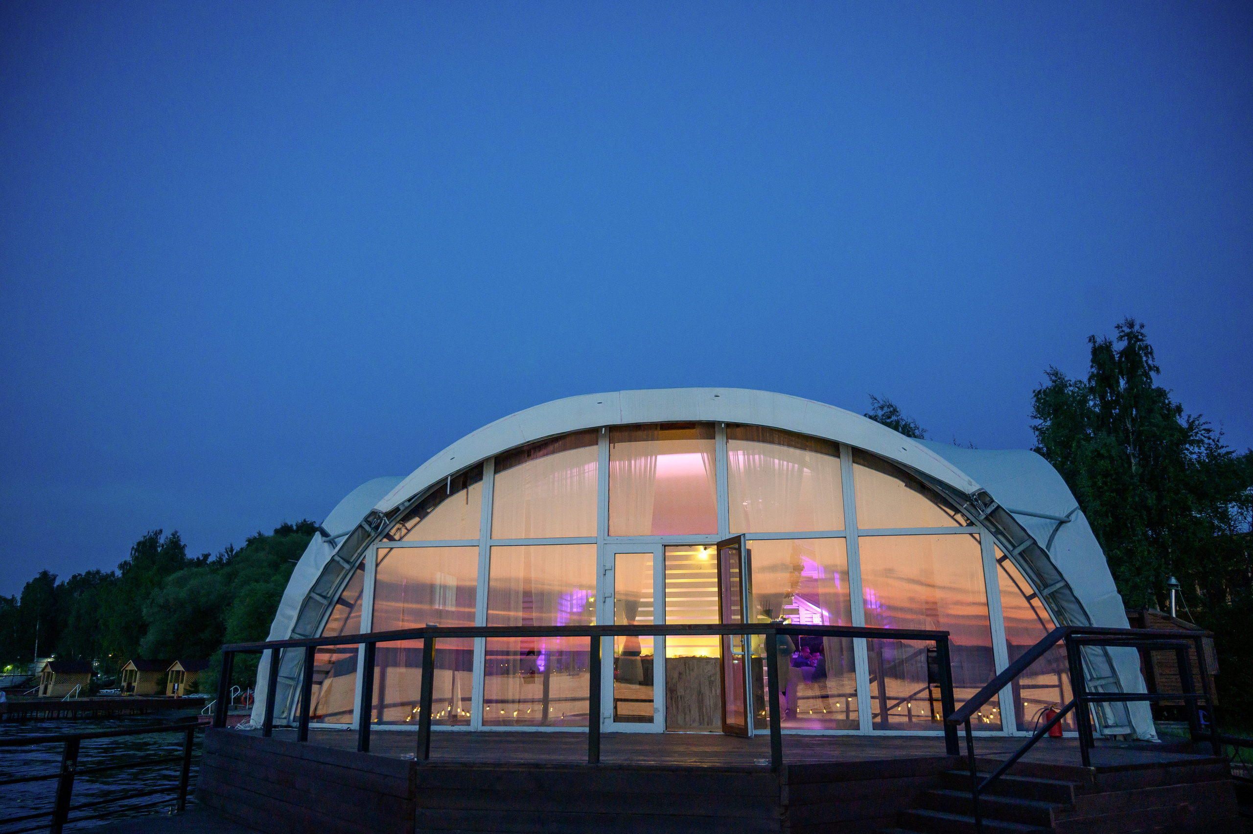 Свадьба на закате, съемка на закате. Семейный и контент фотограф в Москве Alira