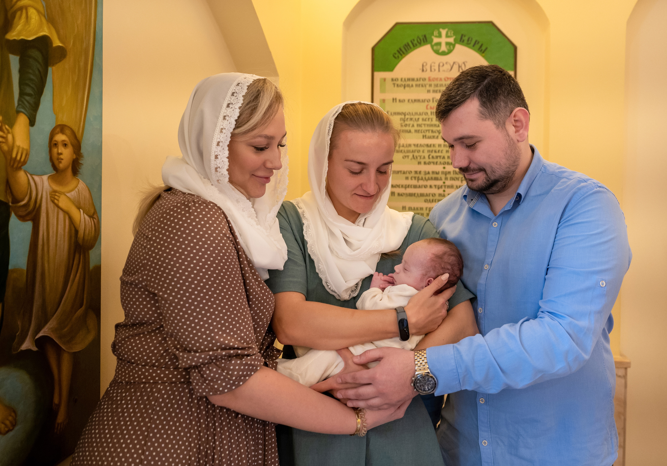 Крещение Кирилла. Семейный и контент фотограф в Москве Alira