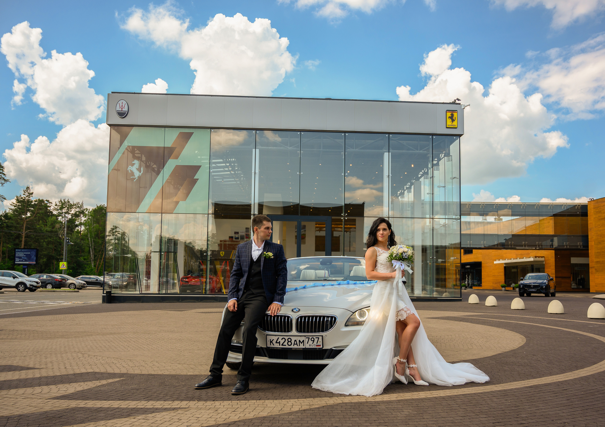 Свадьба, кабриолет В Барвихе. Семейный и контент фотограф в Москве Alira