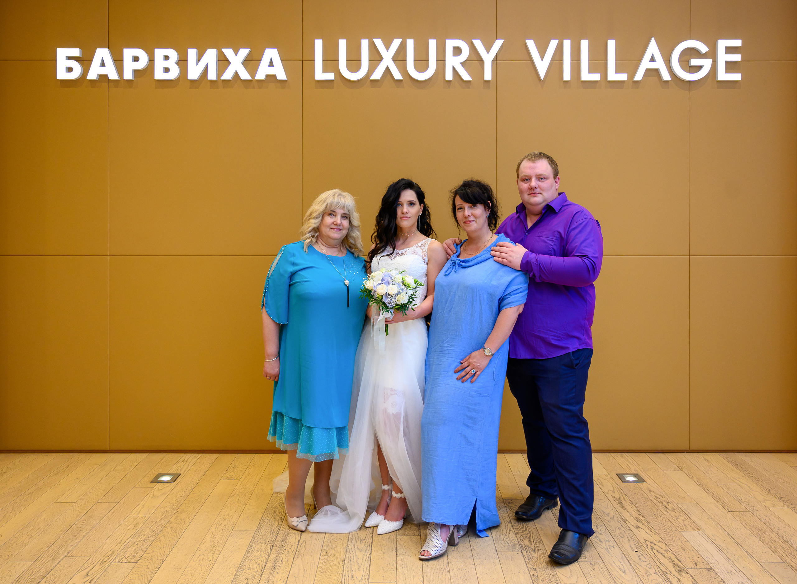 Свадьба, кабриолет В Барвихе. Семейный и контент фотограф в Москве Alira