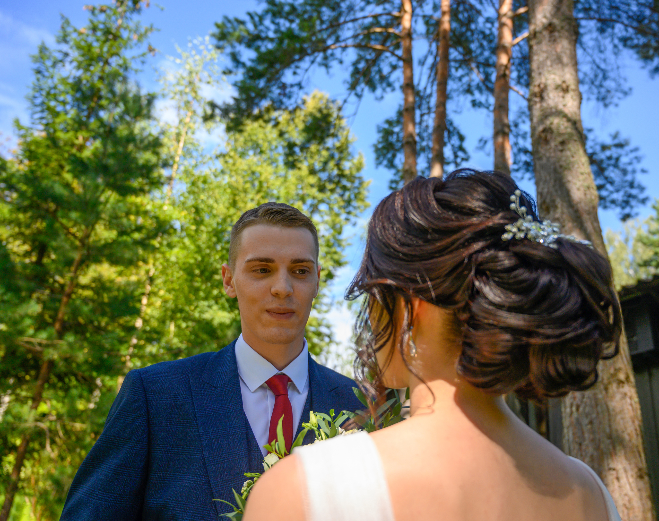 Прогулка в поле, свадьба в поле, прогулка лошади. Семейный и контент фотограф в Москве Alira