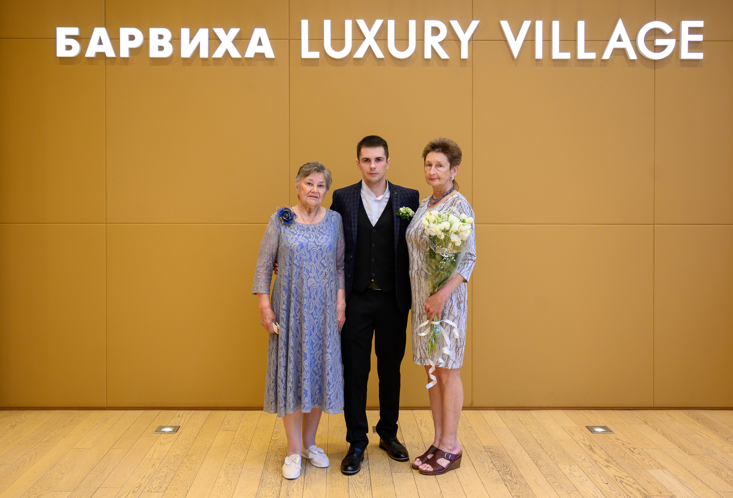 Свадьба, кабриолет В Барвихе. Семейный и контент фотограф в Москве Alira