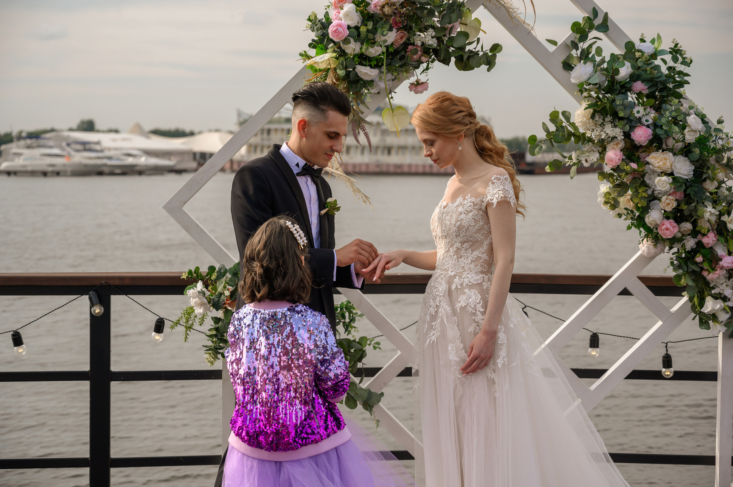 Свадьба на закате, съемка на закате. Семейный и контент фотограф в Москве Alira