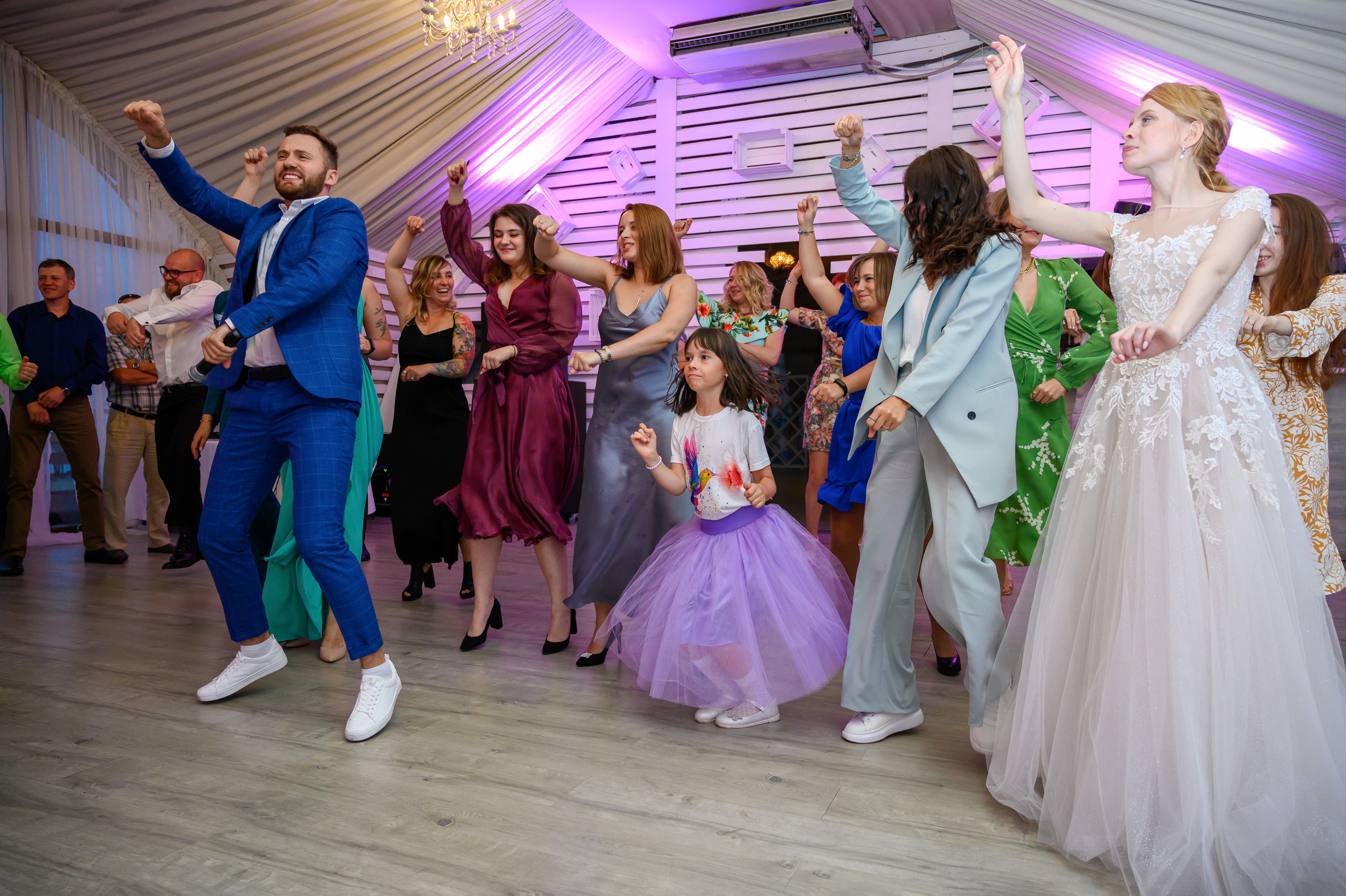 Свадьба на закате, съемка на закате. Семейный и контент фотограф в Москве Alira