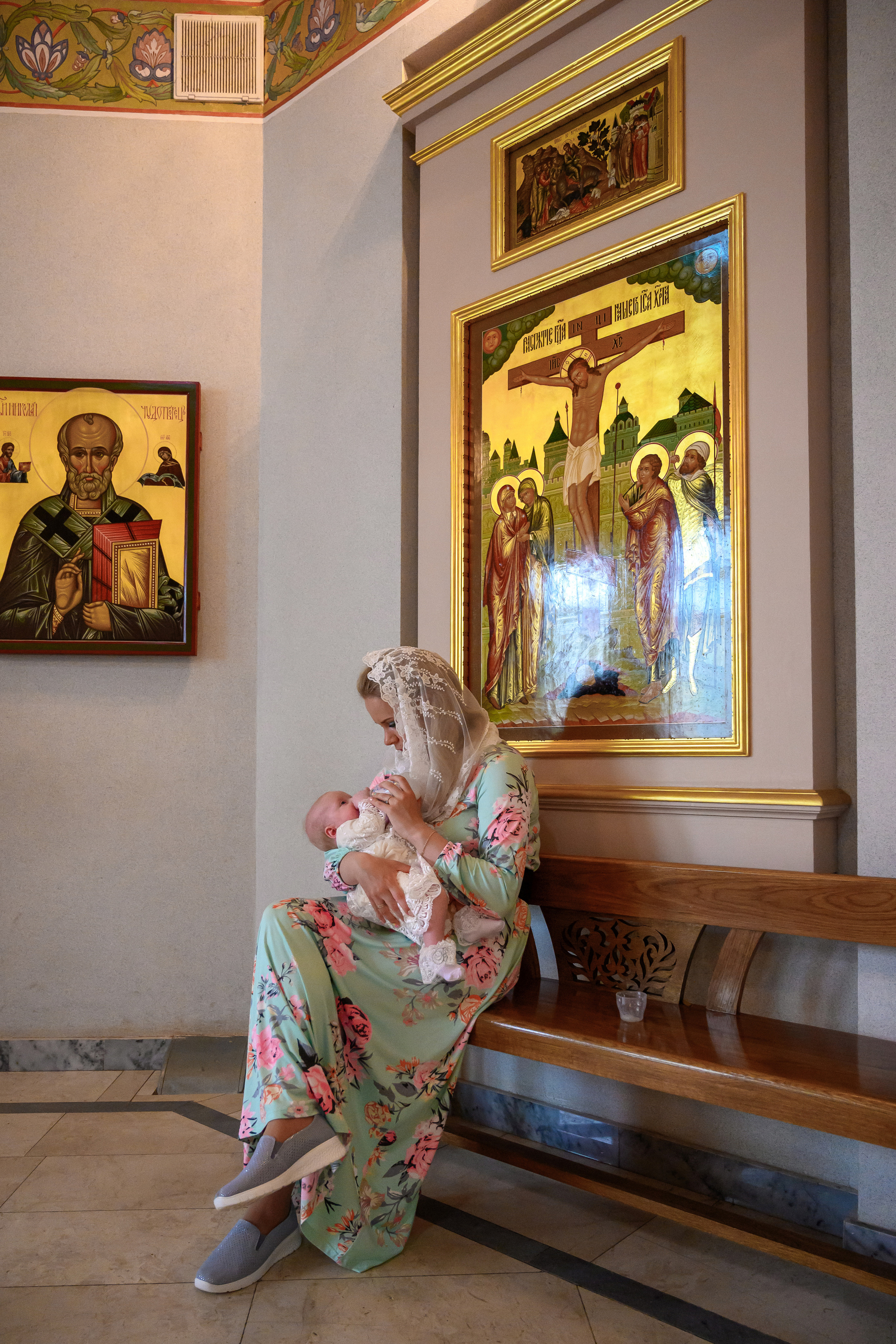 Крещение Варвары. Семейный и контент фотограф в Москве Alira