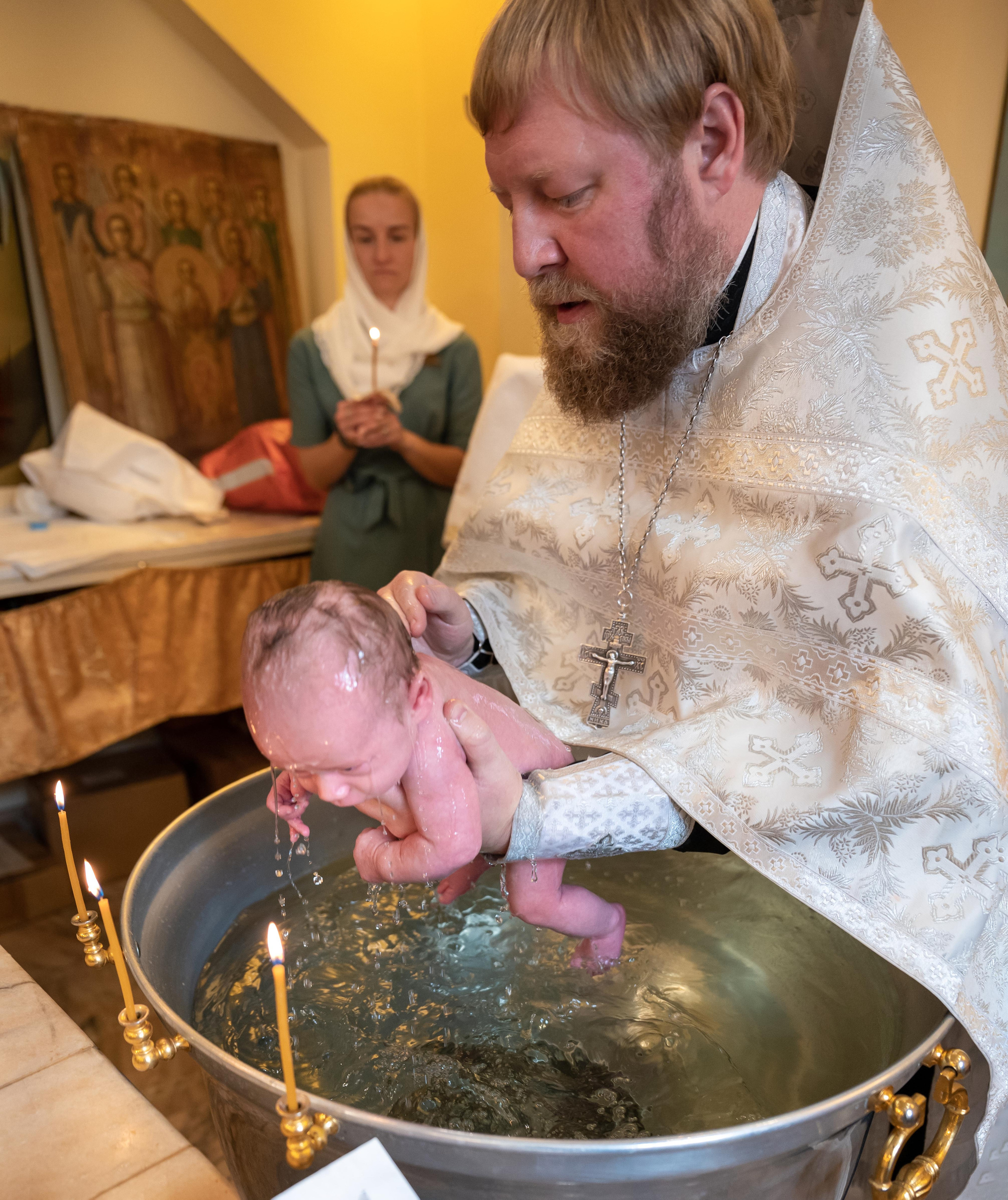 Крещение Кирилла. Семейный и контент фотограф в Москве Alira