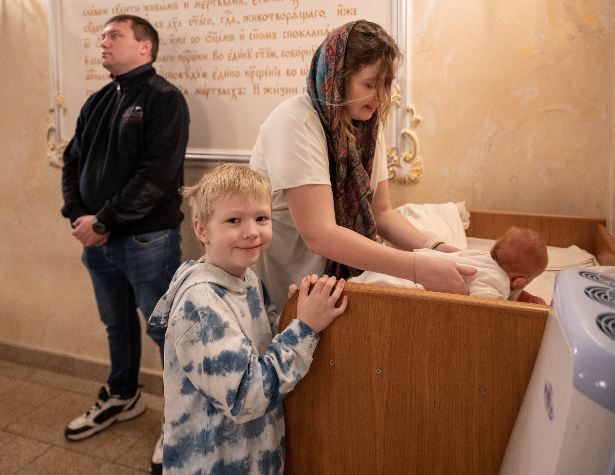 Крещение Андрея. Семейный и контент фотограф в Москве Alira