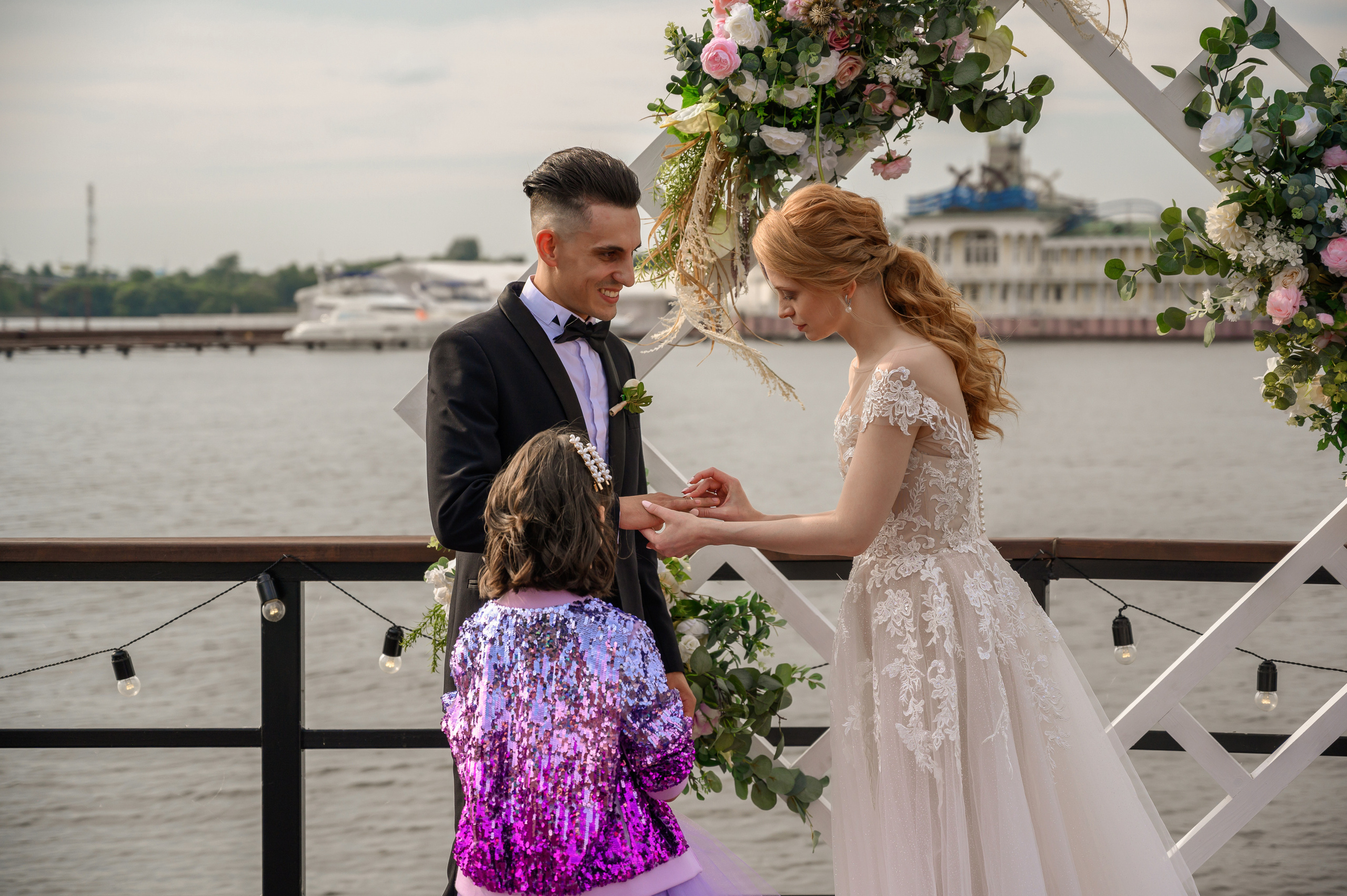 Свадьба на закате, съемка на закате. Семейный и контент фотограф в Москве Alira