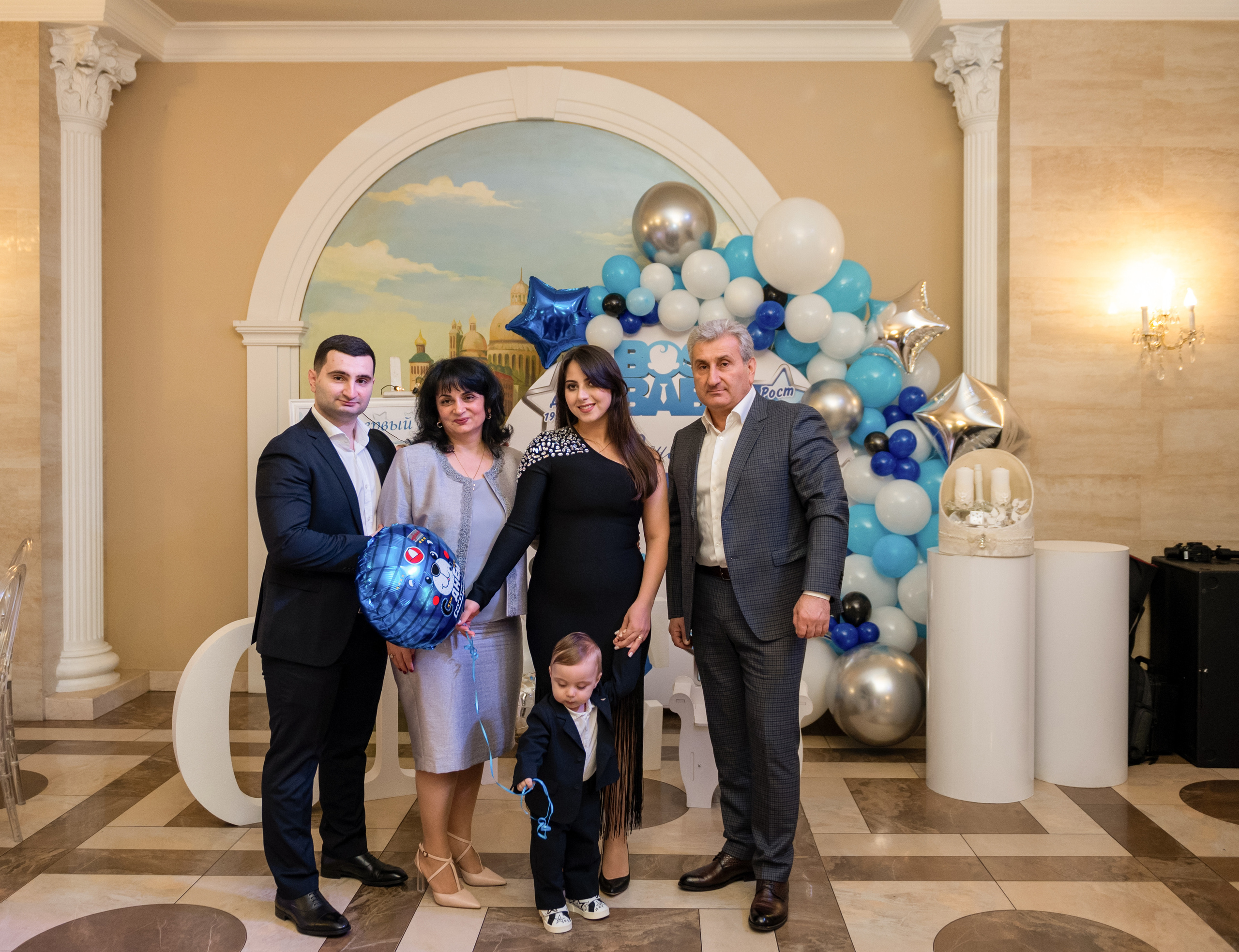 ДР Алексана 1 годик. Семейный и контент фотограф в Москве Alira