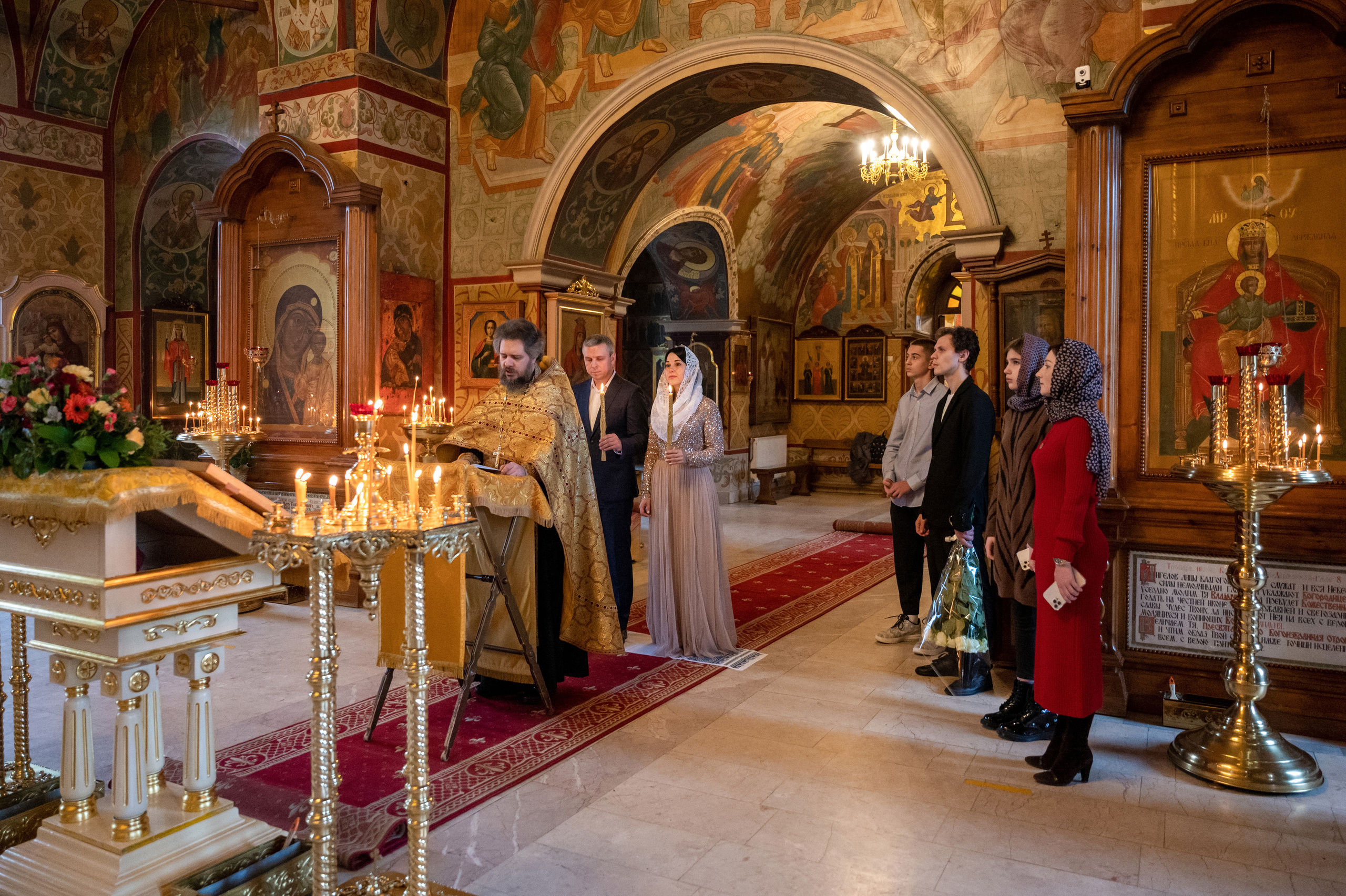 Венчание Александра и Ирины. Семейный и контент фотограф в Москве Alira