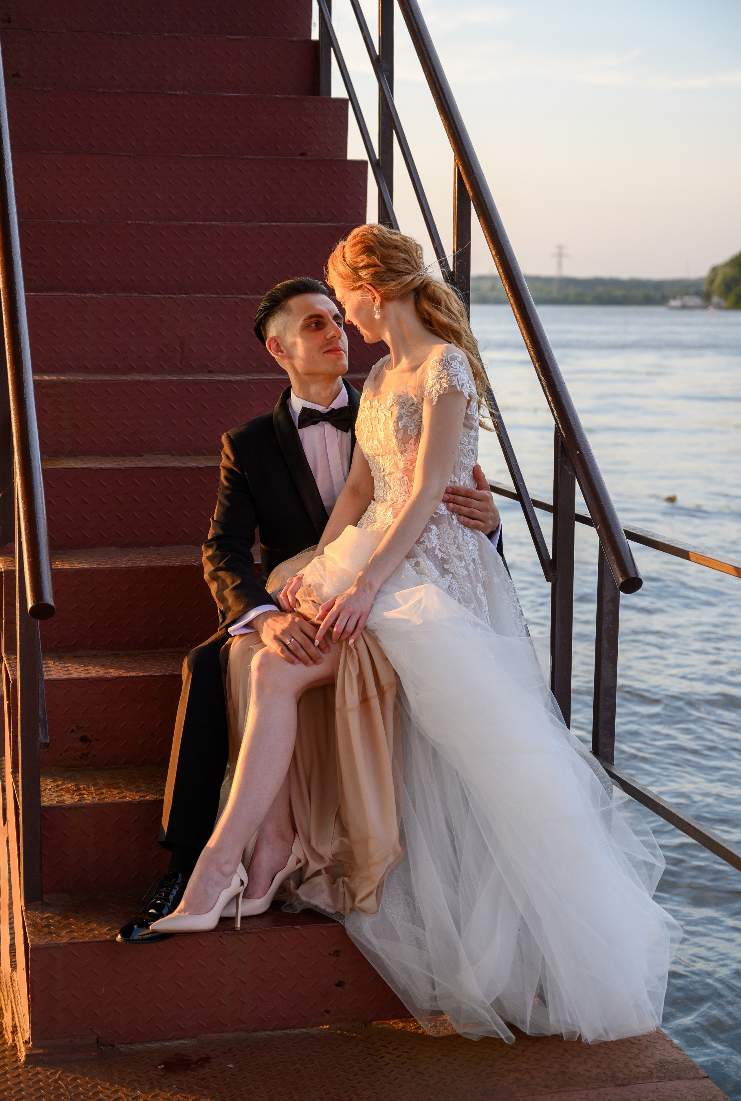 Свадьба на закате, съемка на закате. Семейный и контент фотограф в Москве Alira