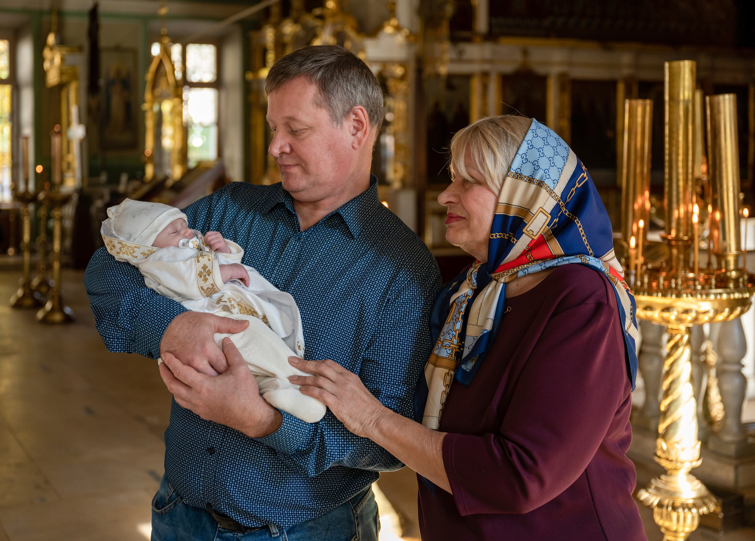 Крещение Кирилла. Семейный и контент фотограф в Москве Alira