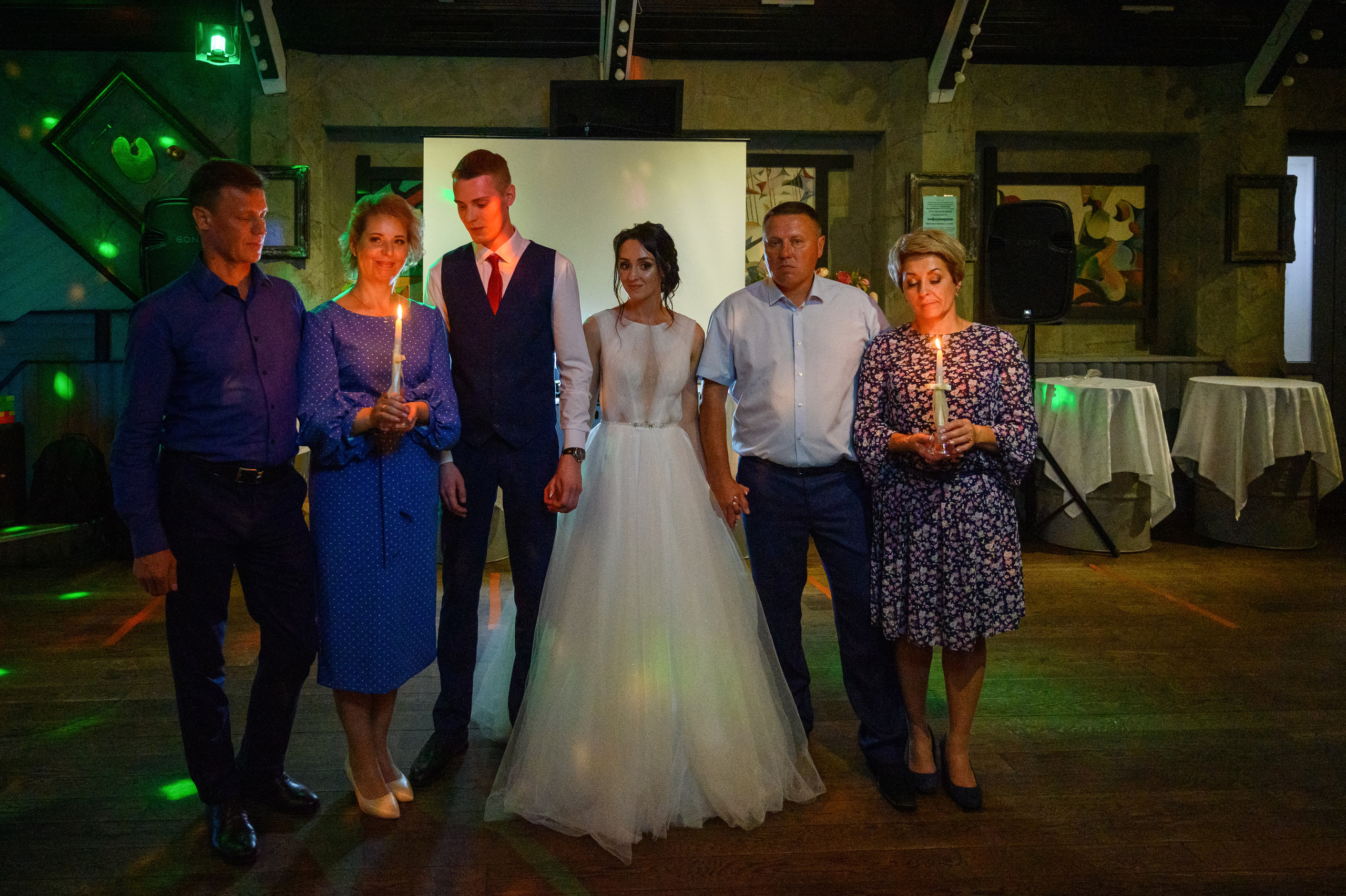 Прогулка в поле, свадьба в поле, прогулка лошади. Семейный и контент фотограф в Москве Alira