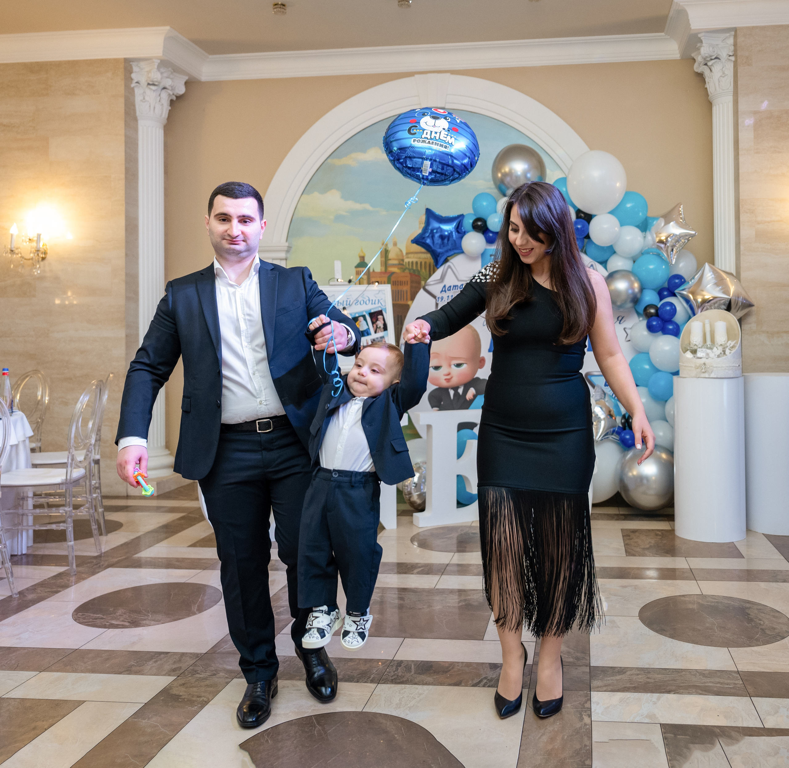 ДР Алексана 1 годик. Семейный и контент фотограф в Москве Alira