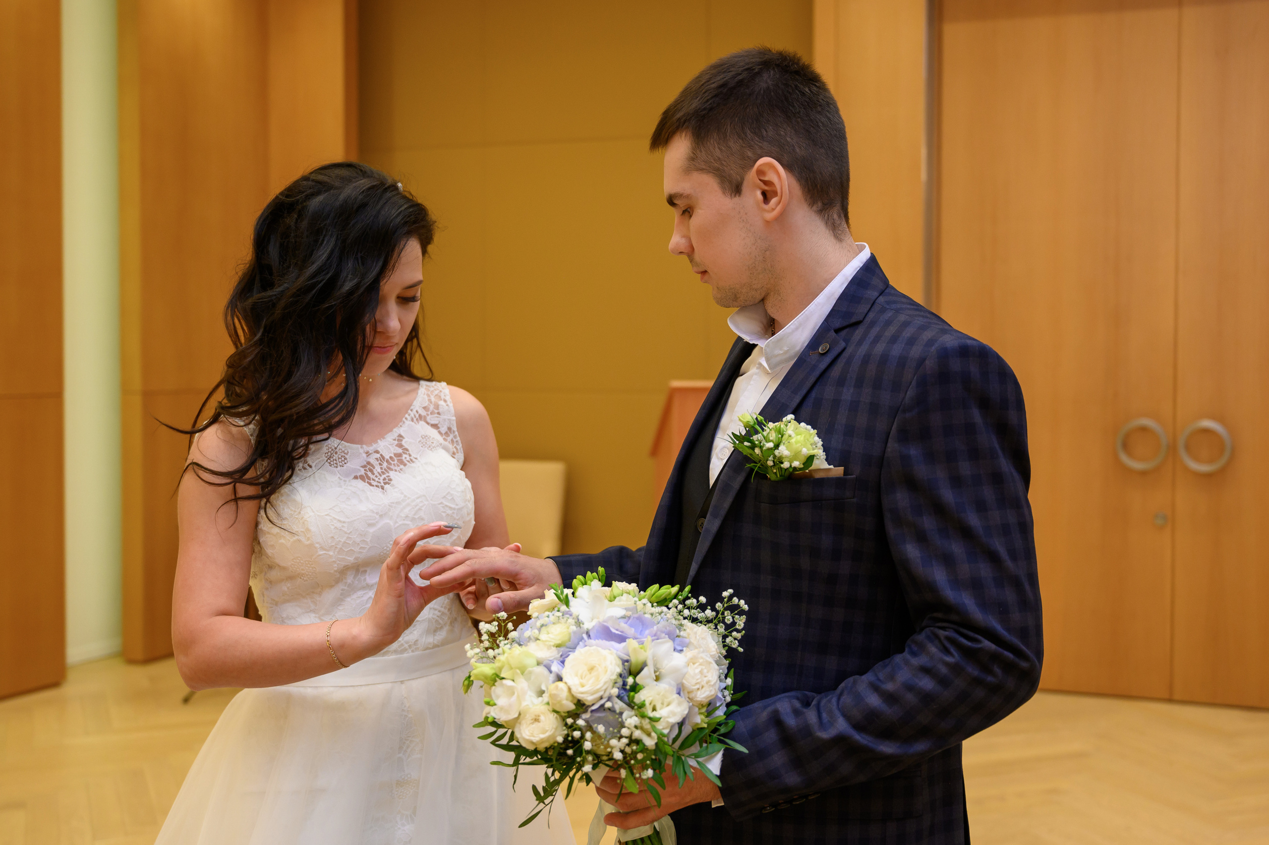 Свадьба, кабриолет В Барвихе. Семейный и контент фотограф в Москве Alira