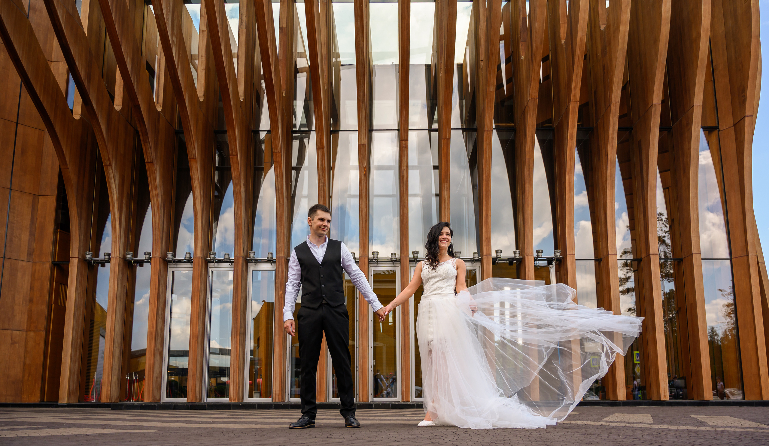 Свадьба, кабриолет В Барвихе. Семейный и контент фотограф в Москве Alira