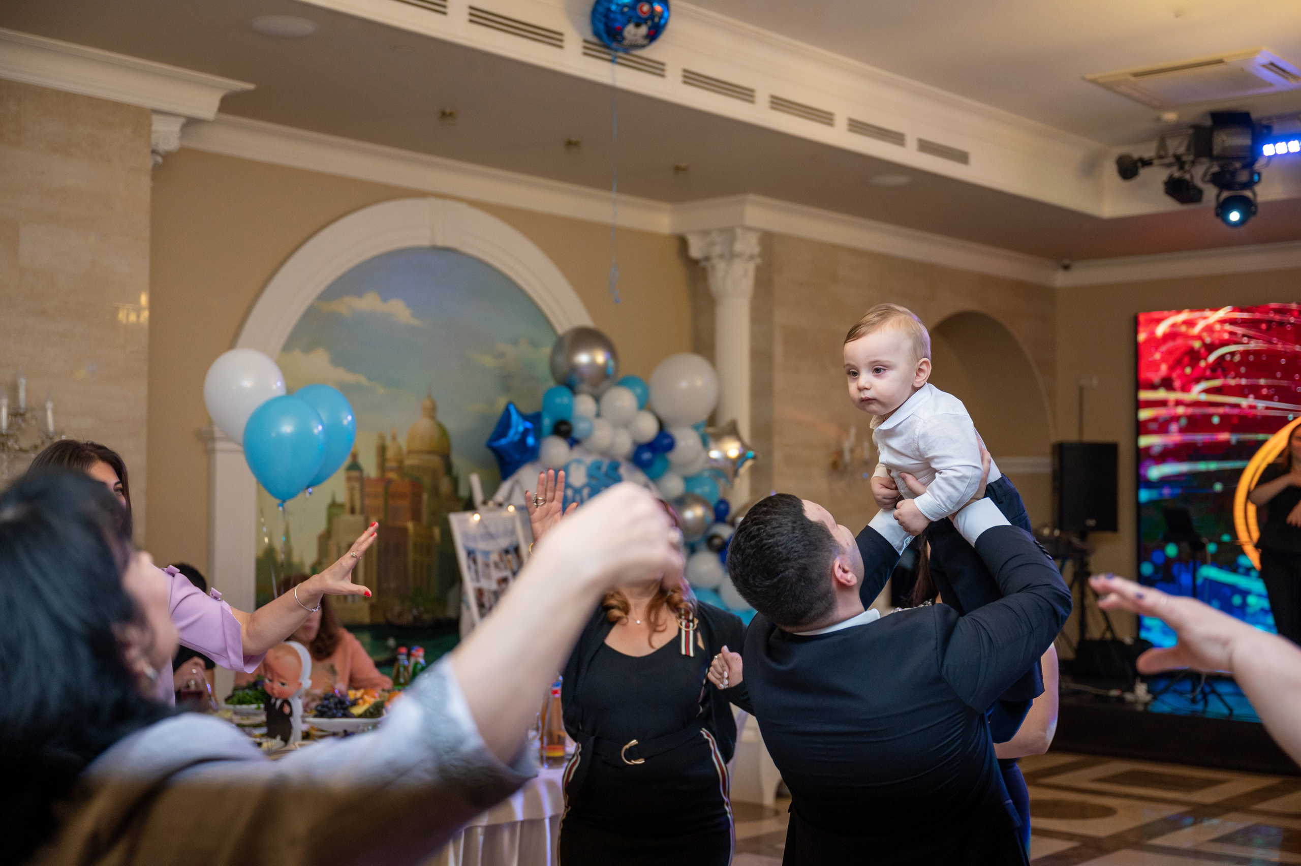 ДР Алексана 1 годик. Семейный и контент фотограф в Москве Alira