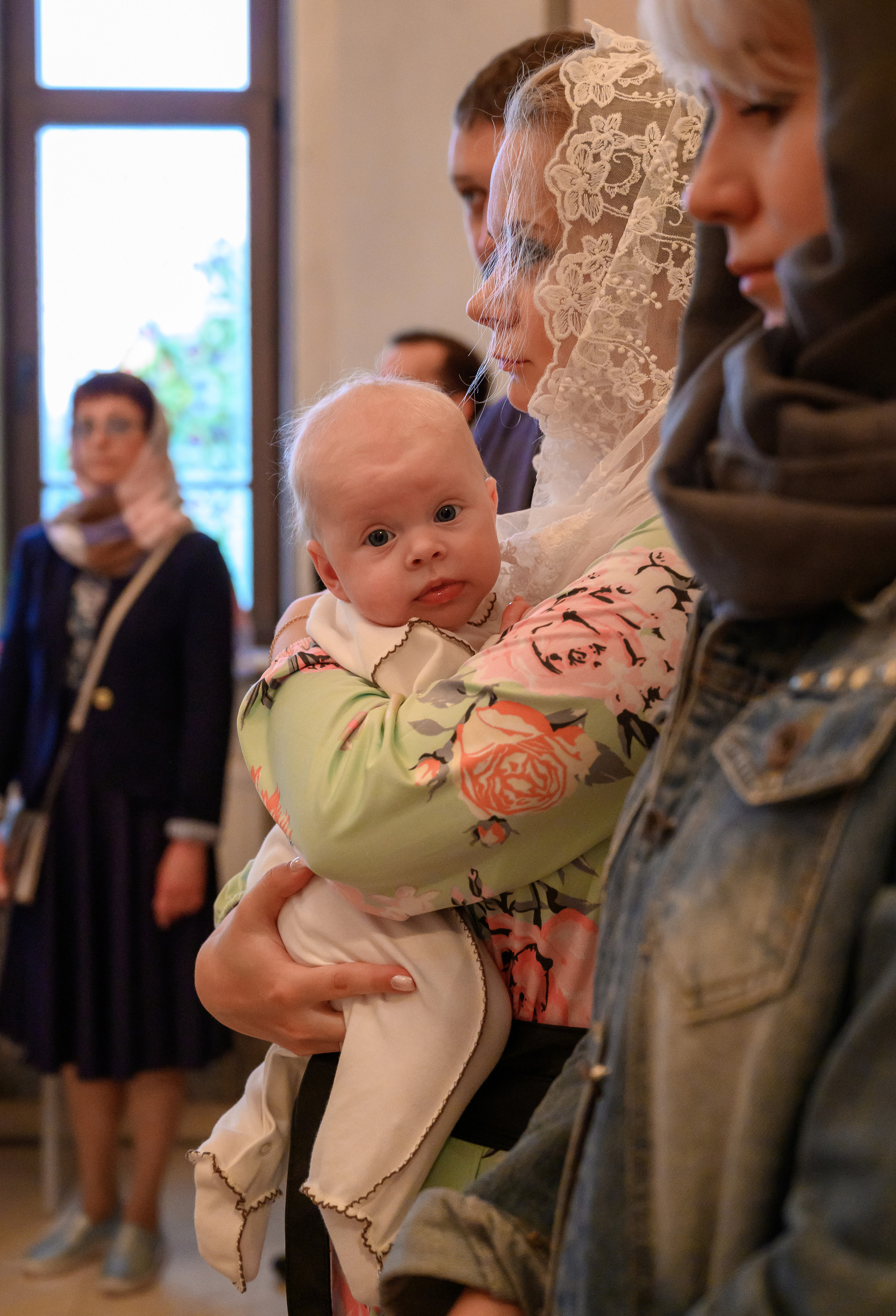 Крещение Варвары. Семейный и контент фотограф в Москве Alira