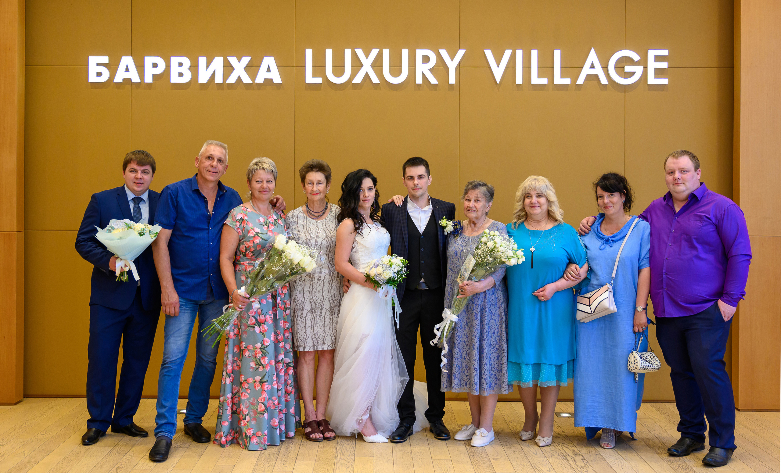 Свадьба, кабриолет В Барвихе. Семейный и контент фотограф в Москве Alira