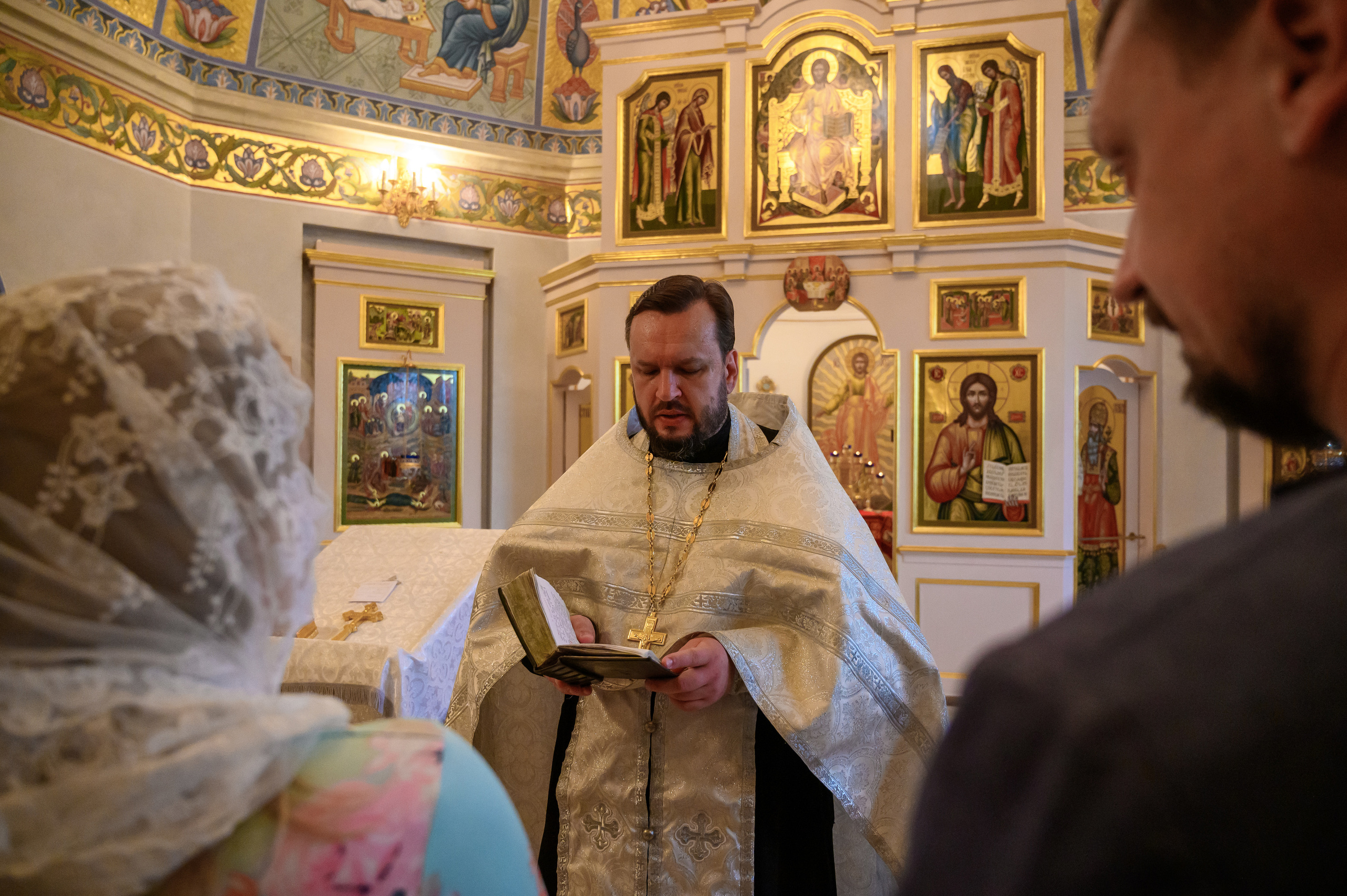 Крещение Варвары. Семейный и контент фотограф в Москве Alira