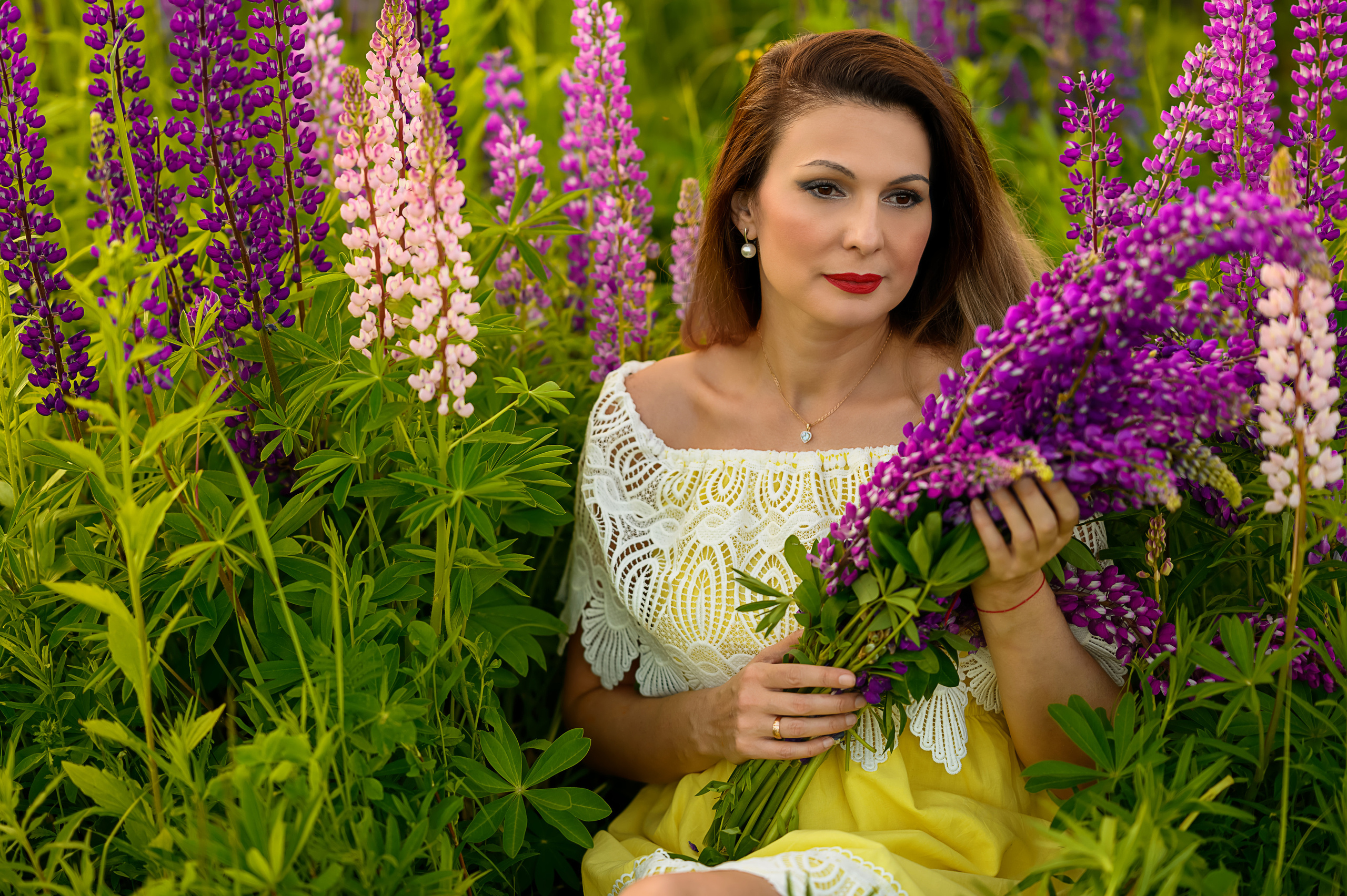 Цветение люпинов Ольга. Семейный и контент фотограф в Москве Alira