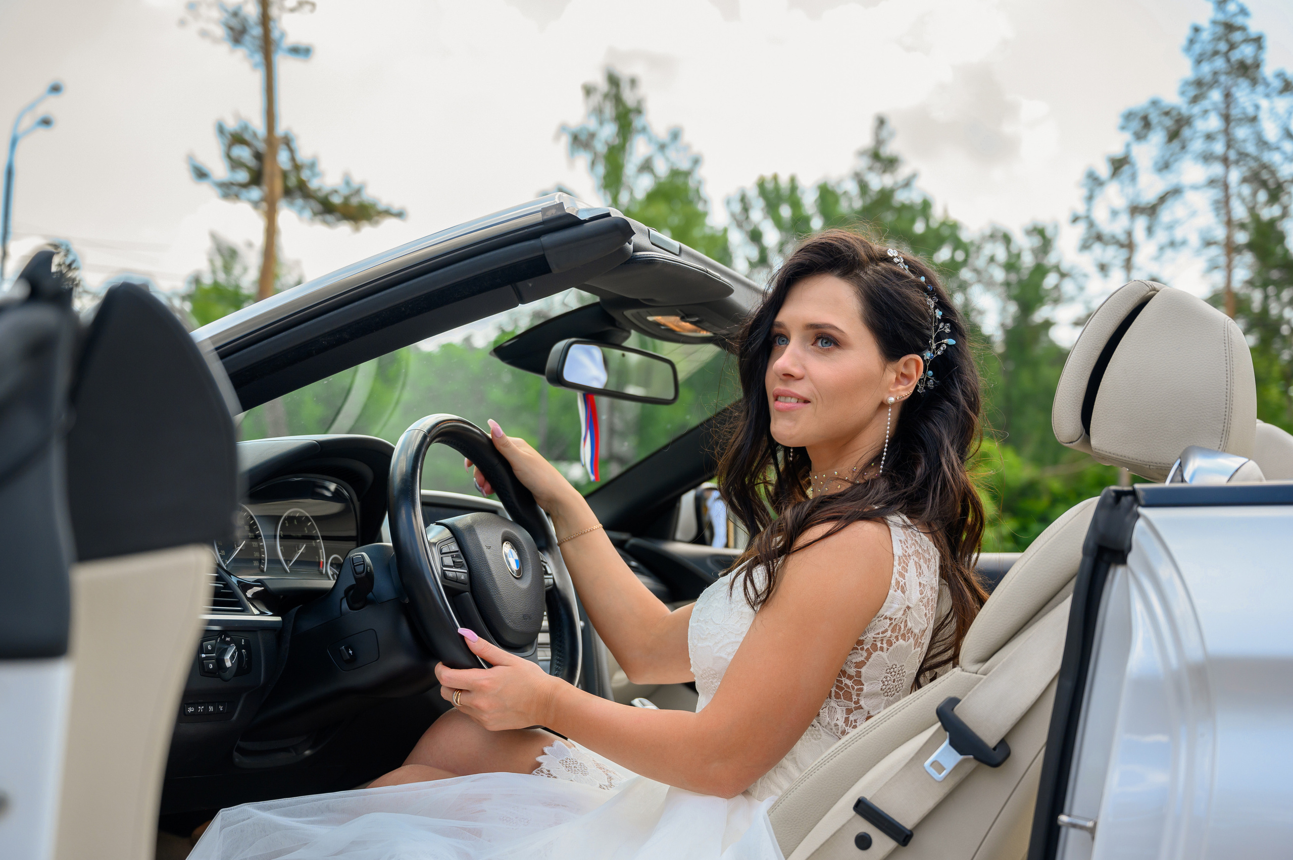 Свадьба, кабриолет В Барвихе. Семейный и контент фотограф в Москве Alira