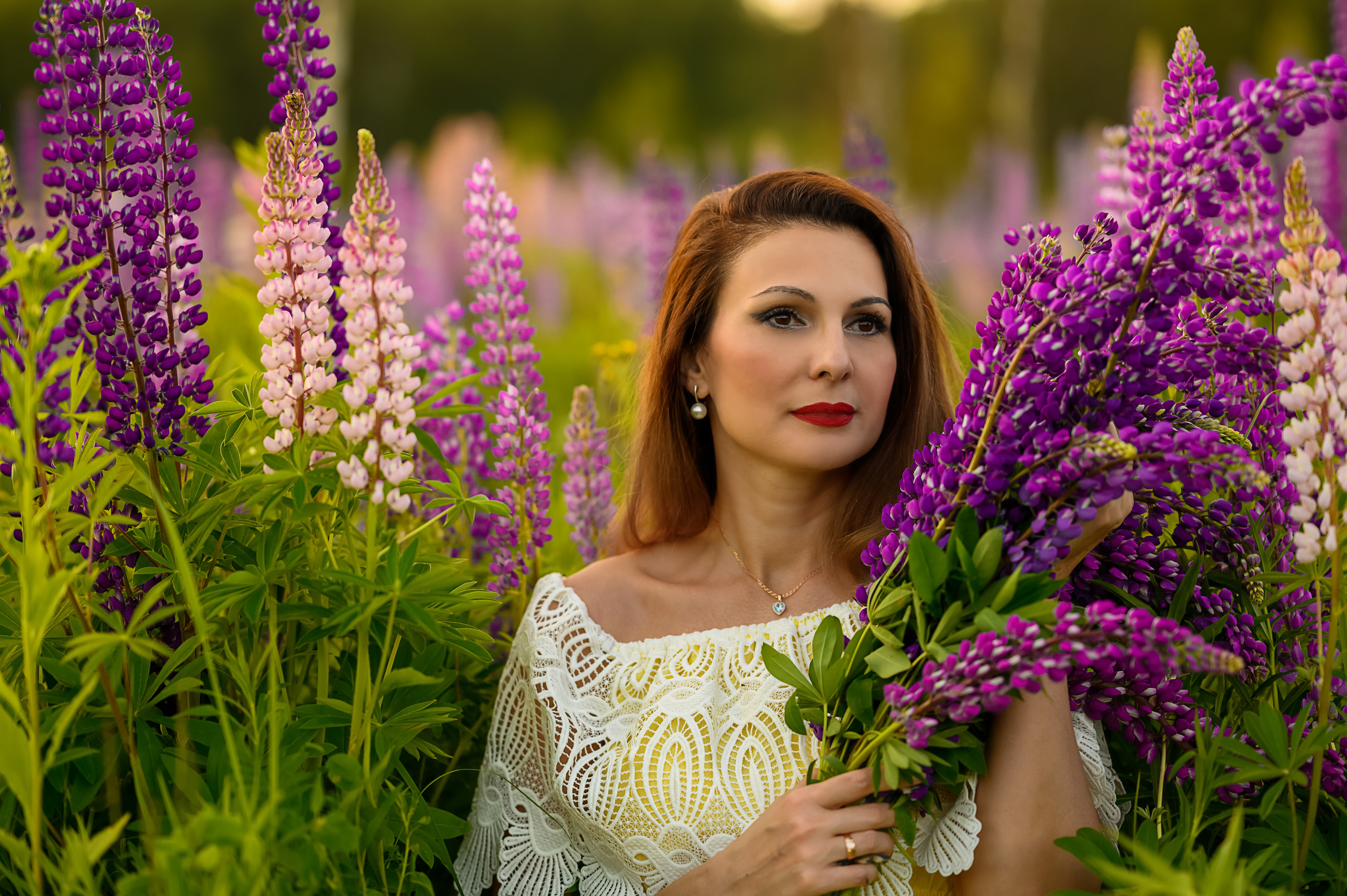 Цветение люпинов Ольга. Семейный и контент фотограф в Москве Alira