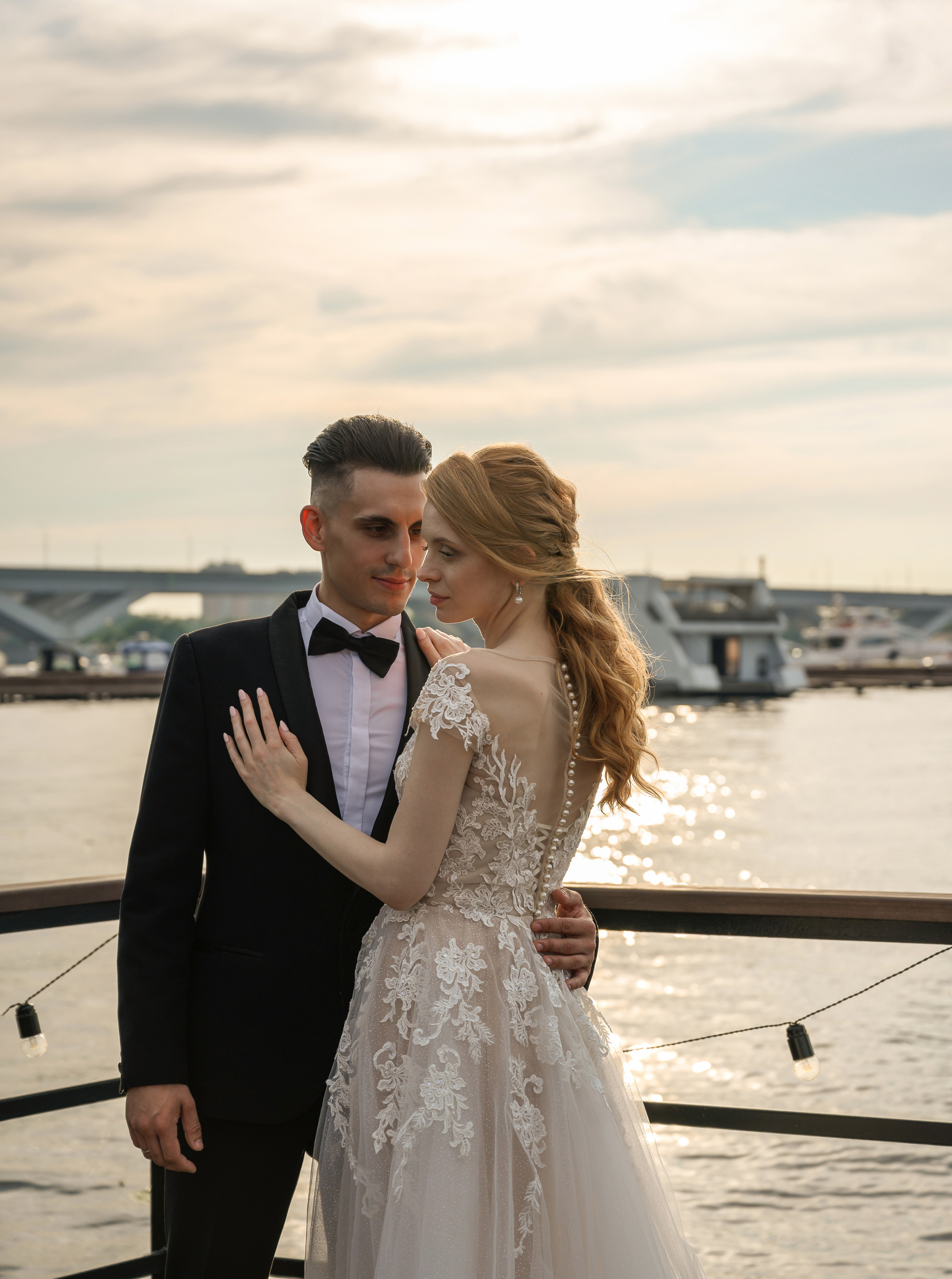 Свадьба на закате, съемка на закате. Семейный и контент фотограф в Москве Alira