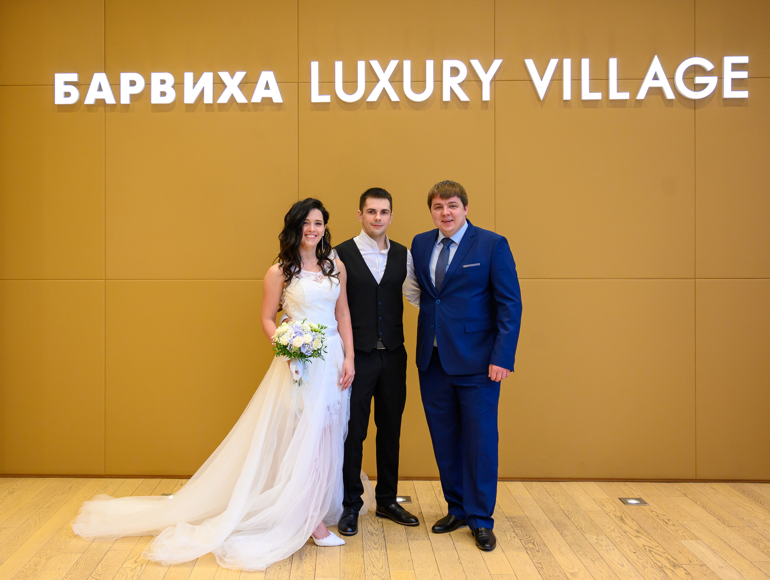 Свадьба, кабриолет В Барвихе. Семейный и контент фотограф в Москве Alira