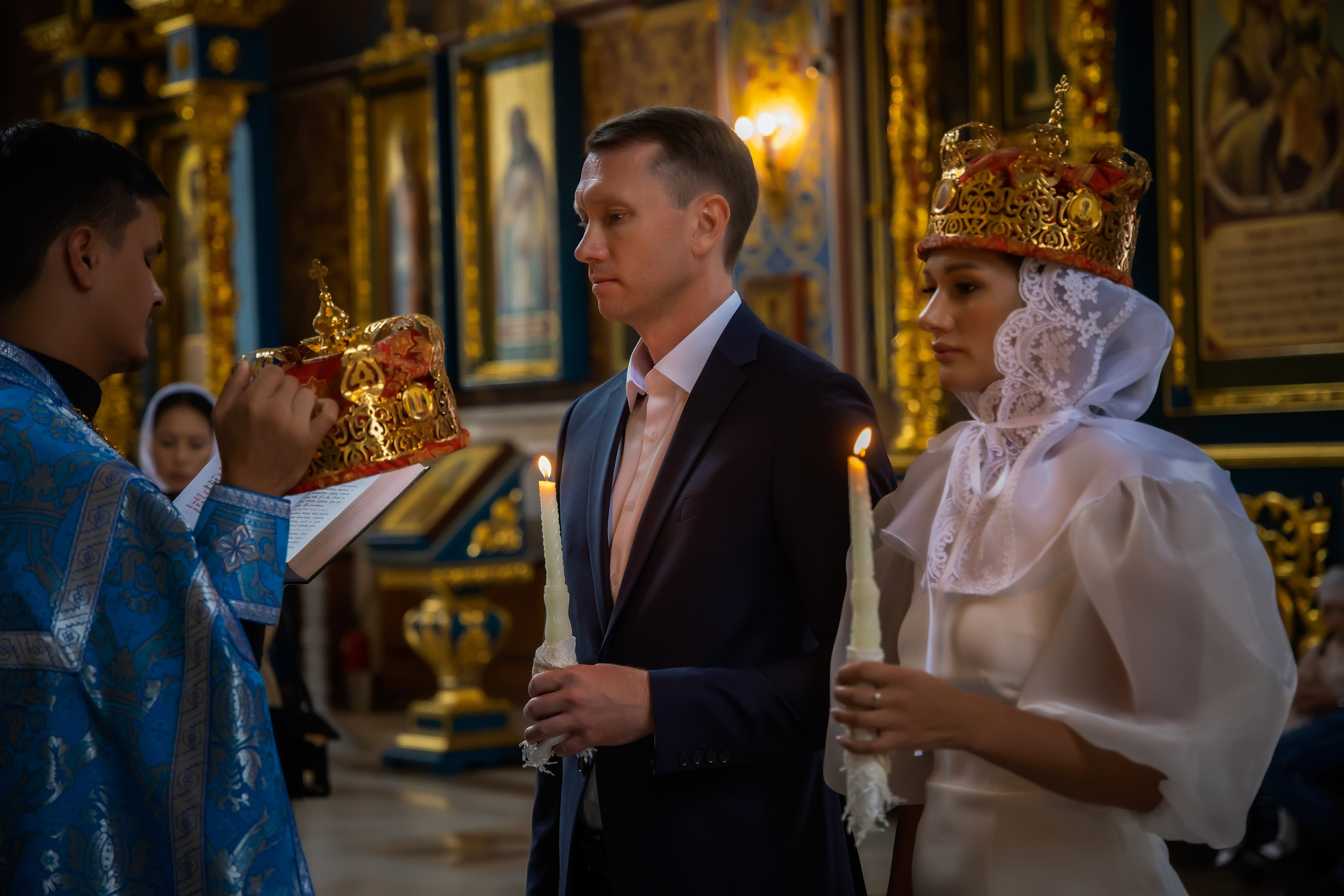 В Храме. Семейный и Свадебный фотограф в Астане Александр Астапов