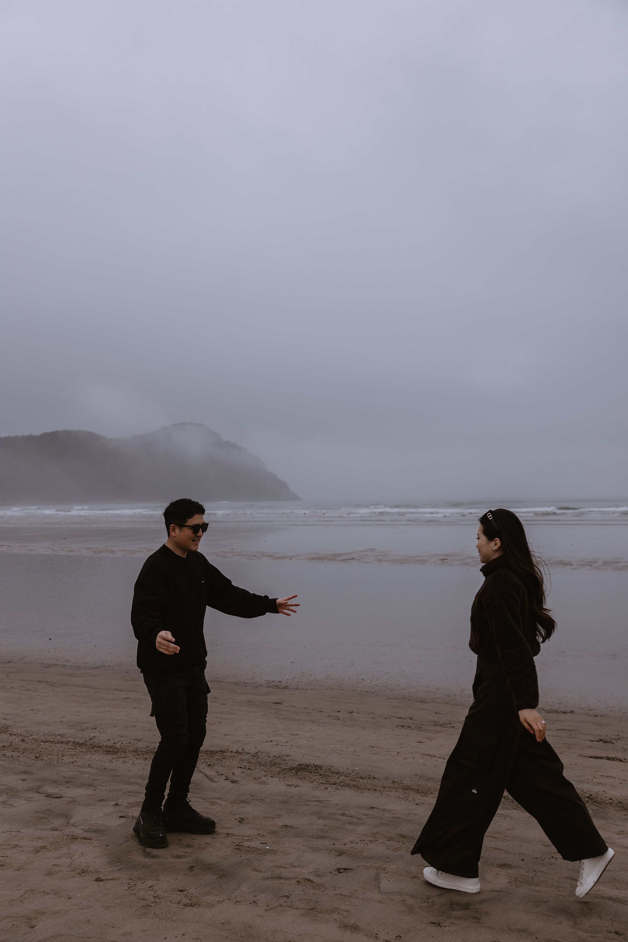 Предложение на пляже. ВАШ ФОТОГРАФ В ПУСАНЕ (Южная Корея) Александра Ануфрий