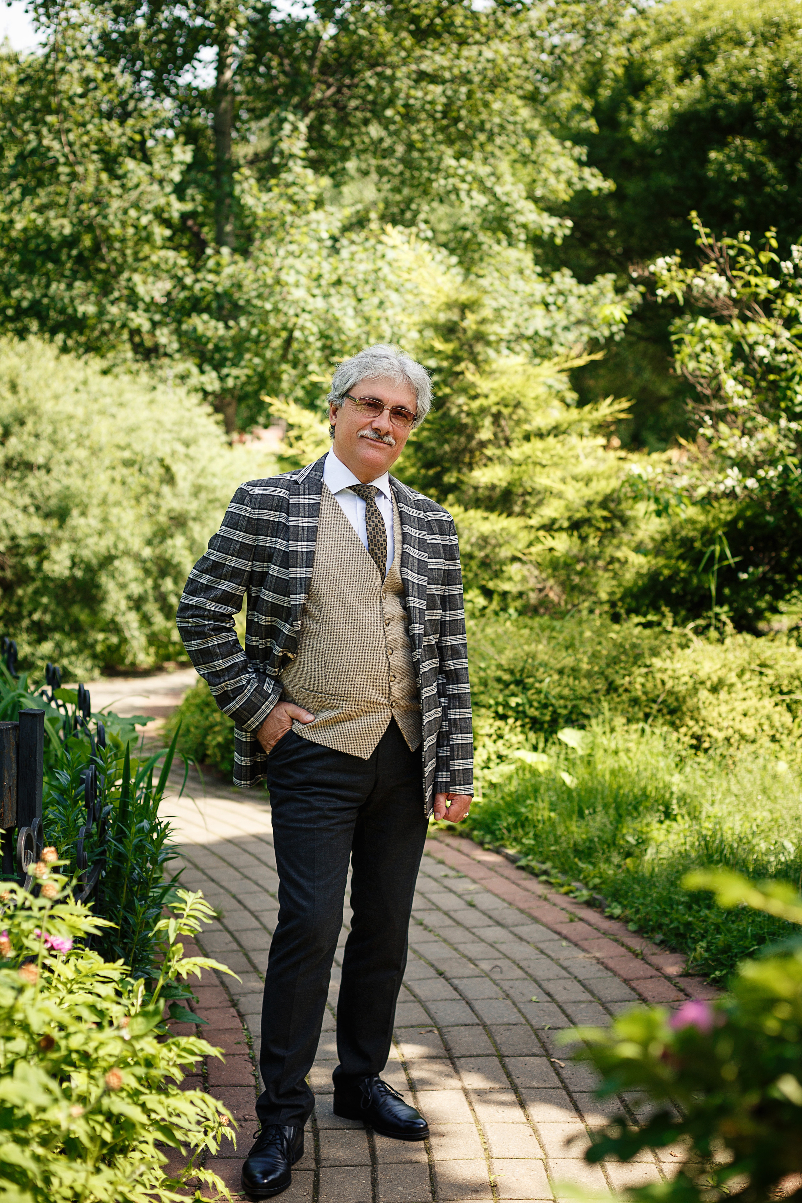 Петр профессиональный певец. Деловая и Бизнес съемка в  Москве Инесса Грушко