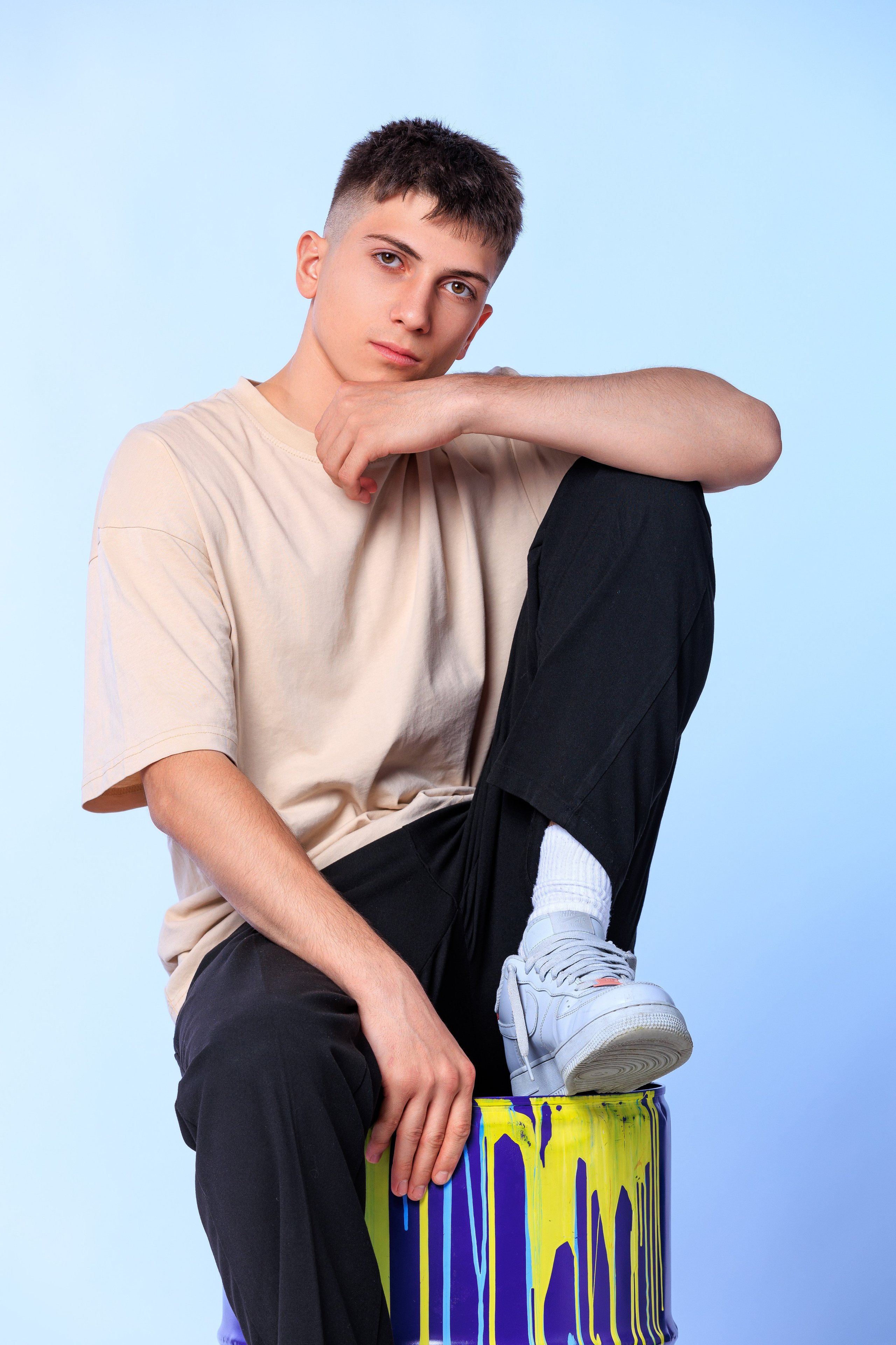 Смотреть фотки в фотостудии. Выпускные альбомы Геленджик, Новороссийск, Краснодар, Туапсе