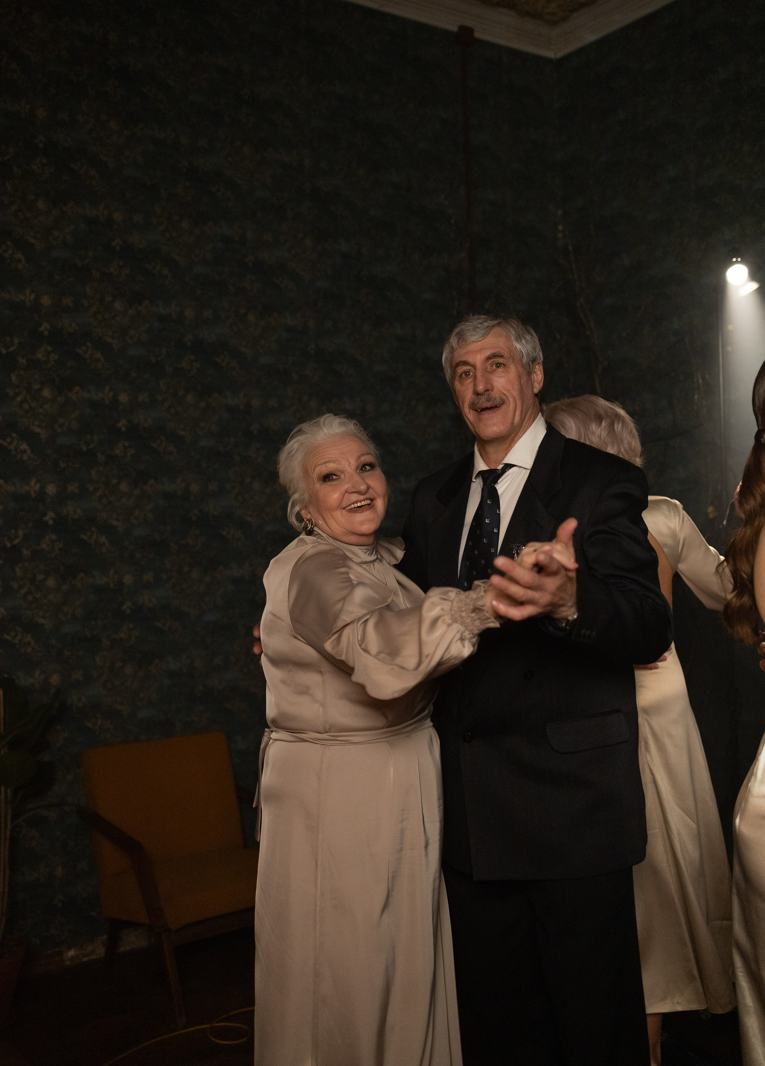 Миша и Алина | камерная свадьба. Свадебный фотограф в Москве Наталья Струкова