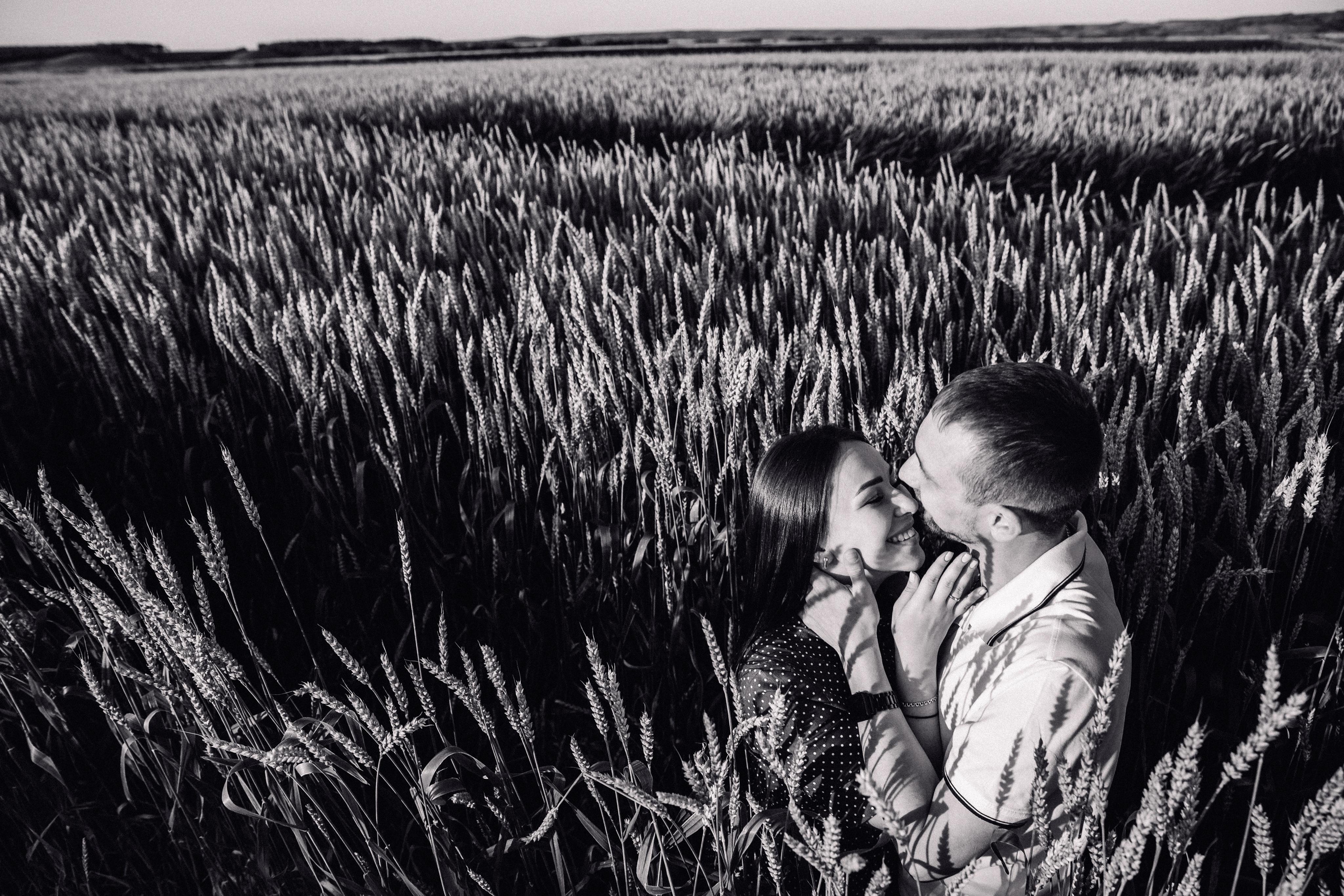 В поле. Марина Соколова. Контентный и семейный фотограф г. Красноярск