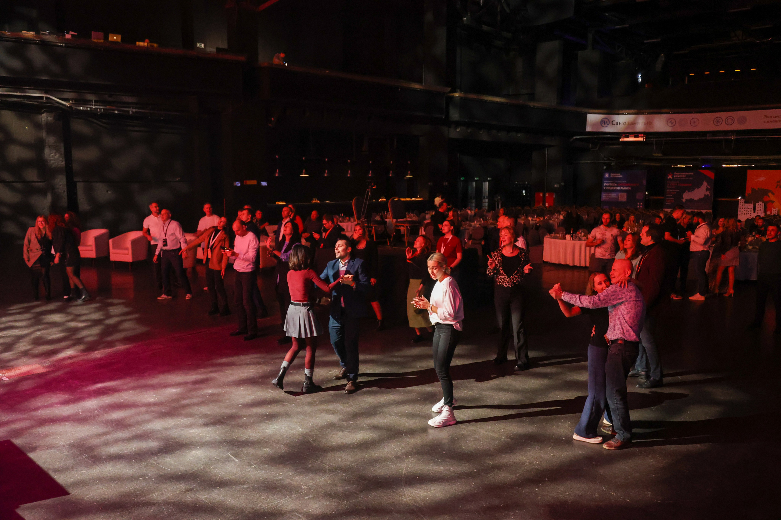 Корпоративы. Фото и видеосъёмка бизнес-мероприятий под ключ в Москве и МО — Akhmedov Team