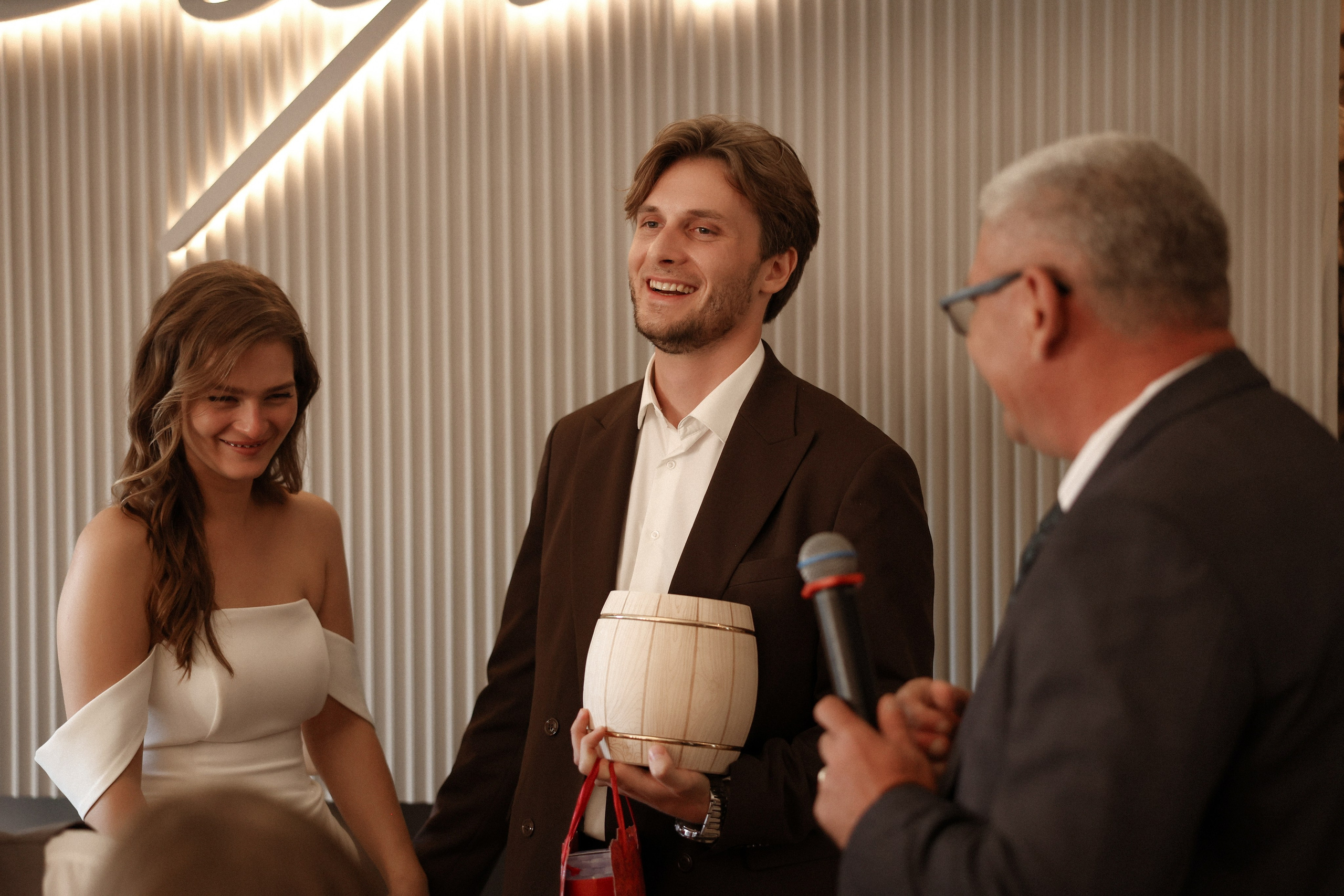 «Я люблю тебя просто так» — Евгения и Влад. Свадебный и семейный фотограф в Москве Ломова Ирина