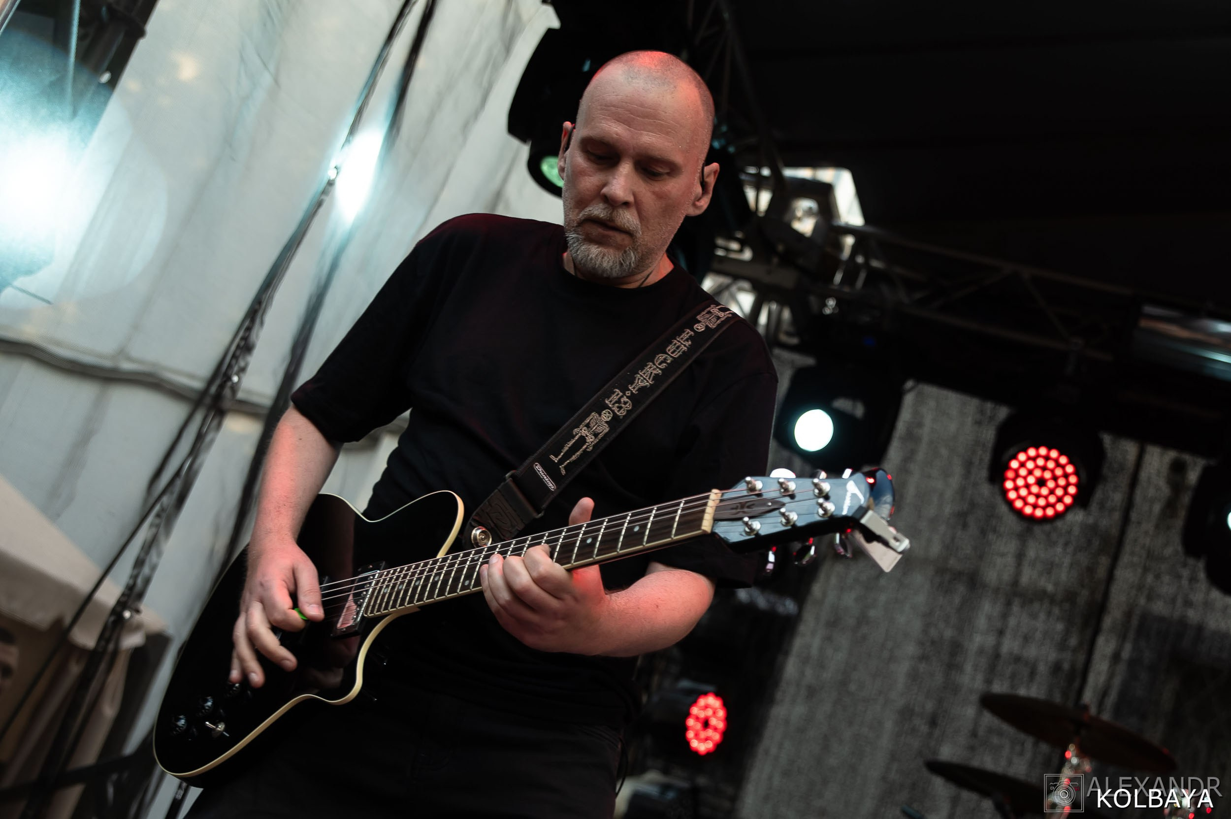 Фоторепортаж с мэшап концерта группы Черный Обелиск 4 июля 2024 года. Концертный и театральный репортажный фотограф в Москве Александр Колбая
