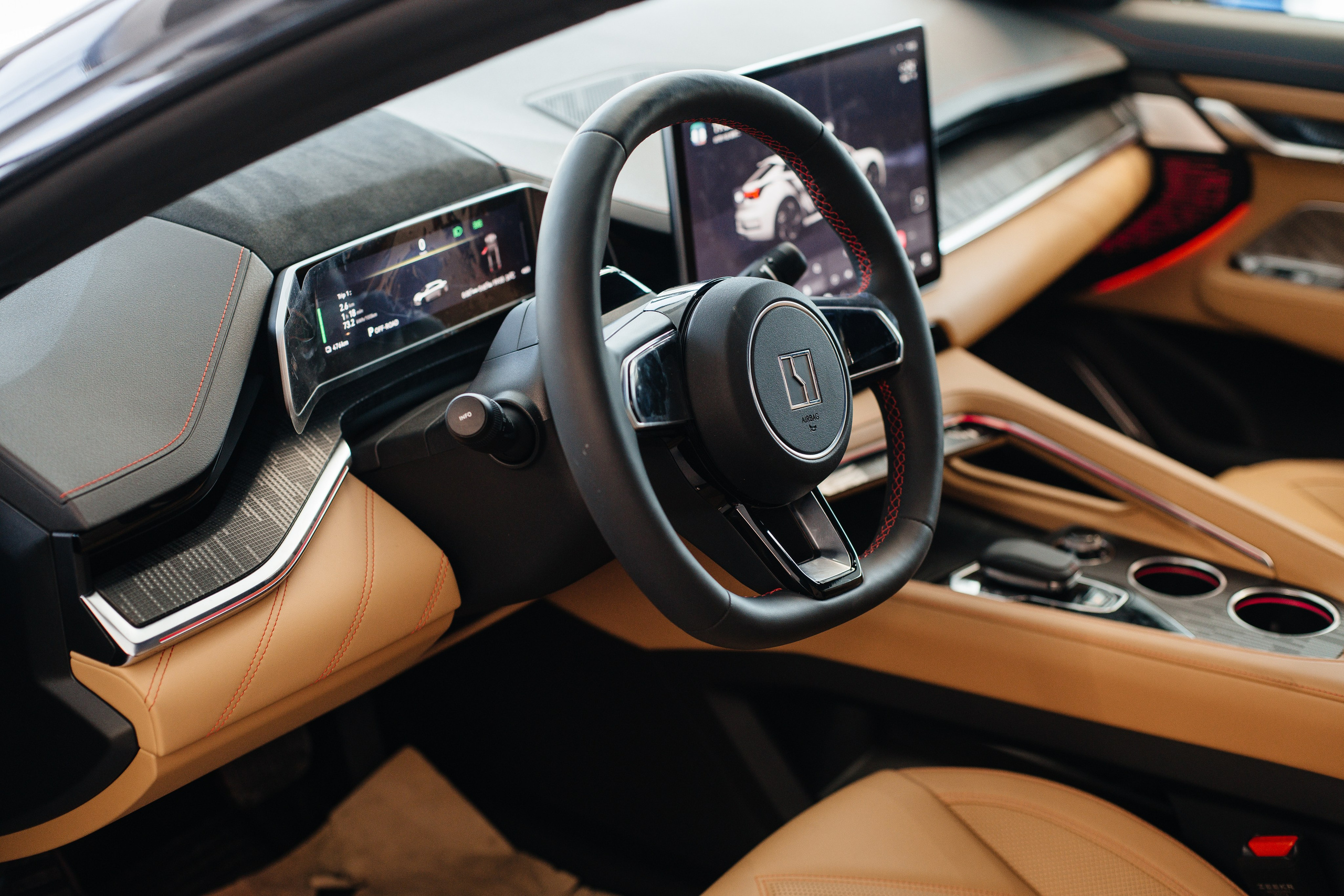 Фотосессия для Автосалона CAR ENERGY в городе Атырау. Фотограф Сиражев Карымсак. Фотосессия, бизнес портреты