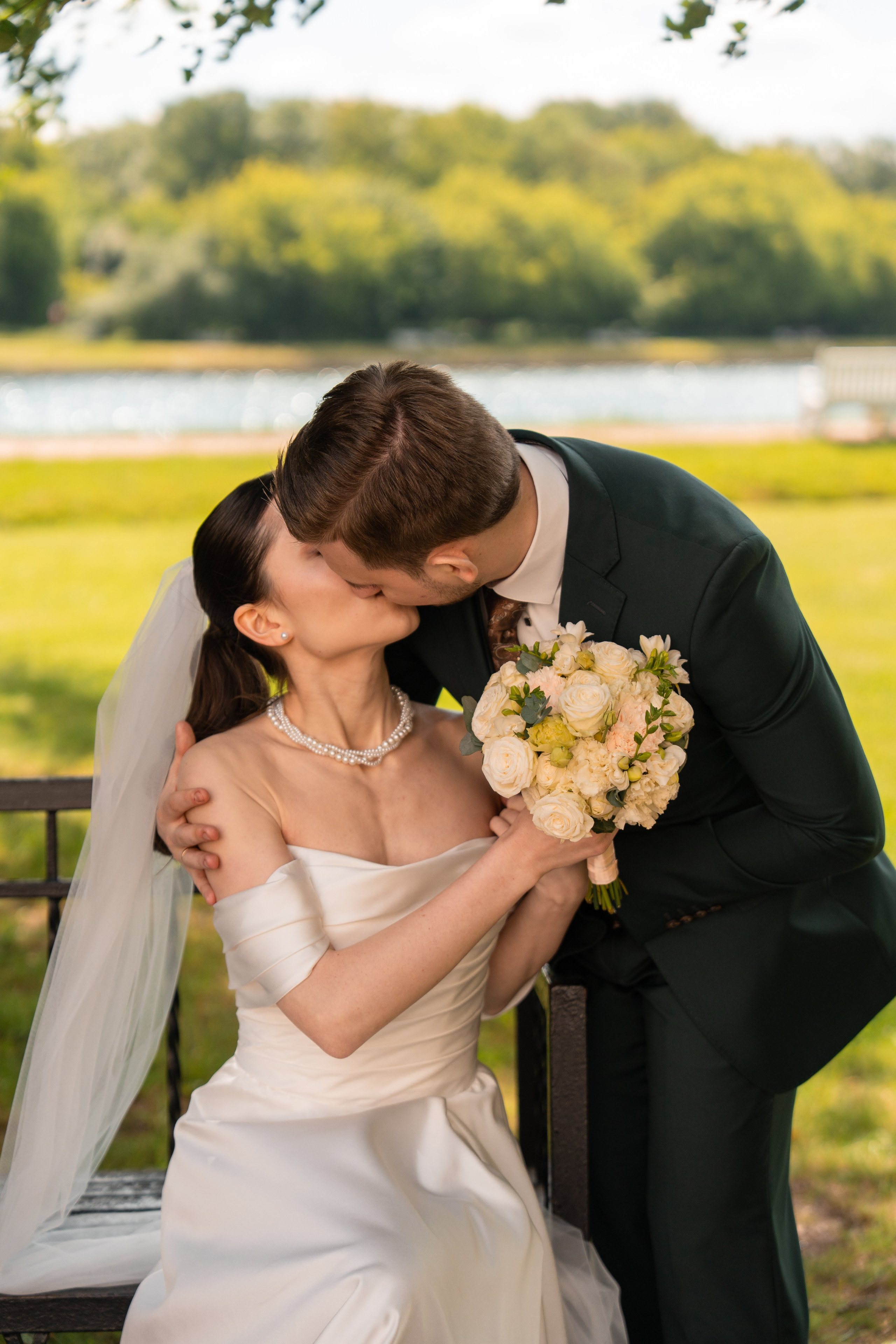 Влад и Илина в Кусково. Свадебный фотограф в Москве Анна Полушина