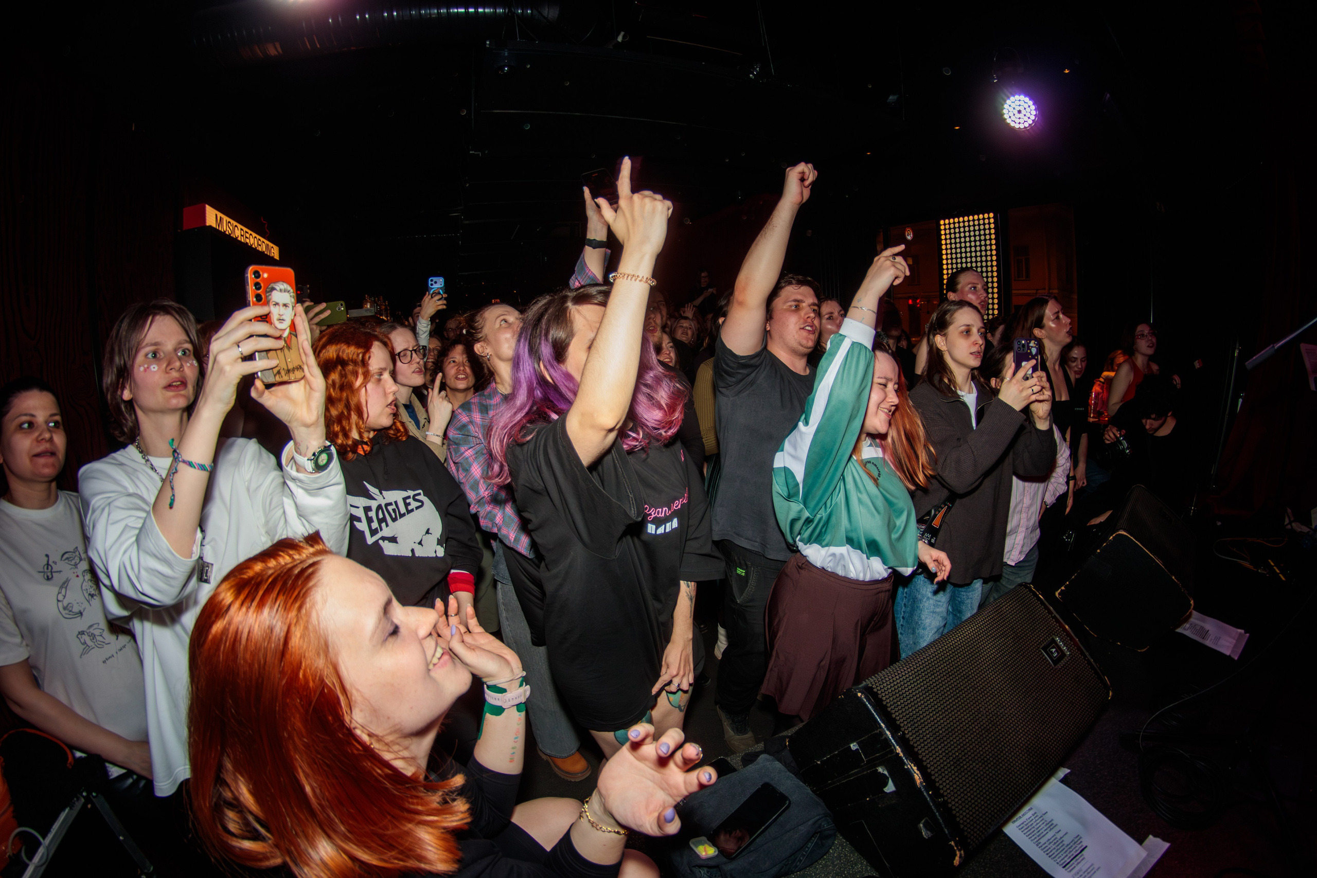 Хмыров акустика. Портретный и концертный фотограф в Санкт-Петербурге Егор Телятников