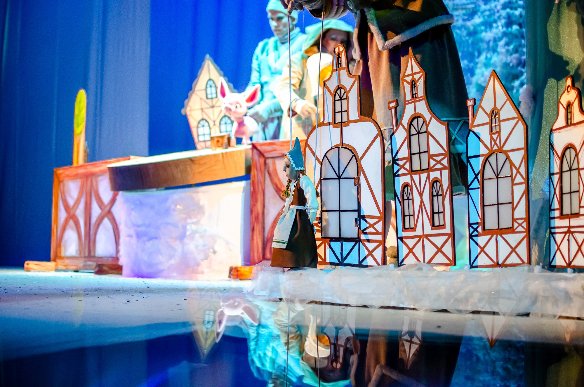 Спектакль «Госпожа Метелица» Тверского театра кукол. Фотограф в Твери Юдина Полина