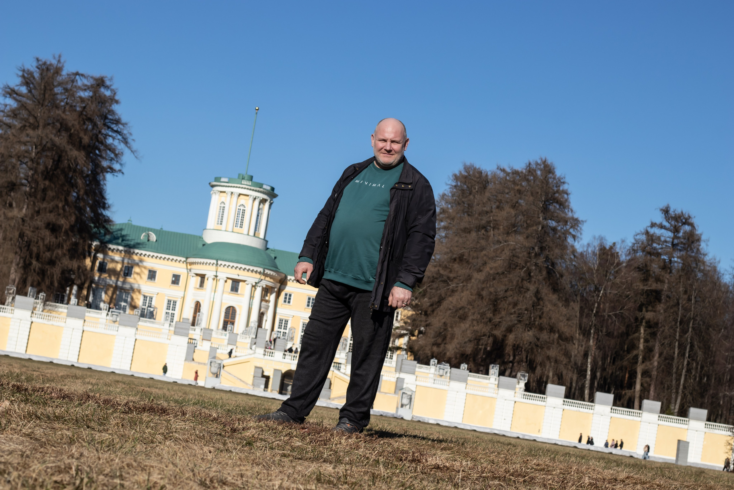 Фотосессия в Усадьбе Архангельское Красногорск мужской деловой портрет