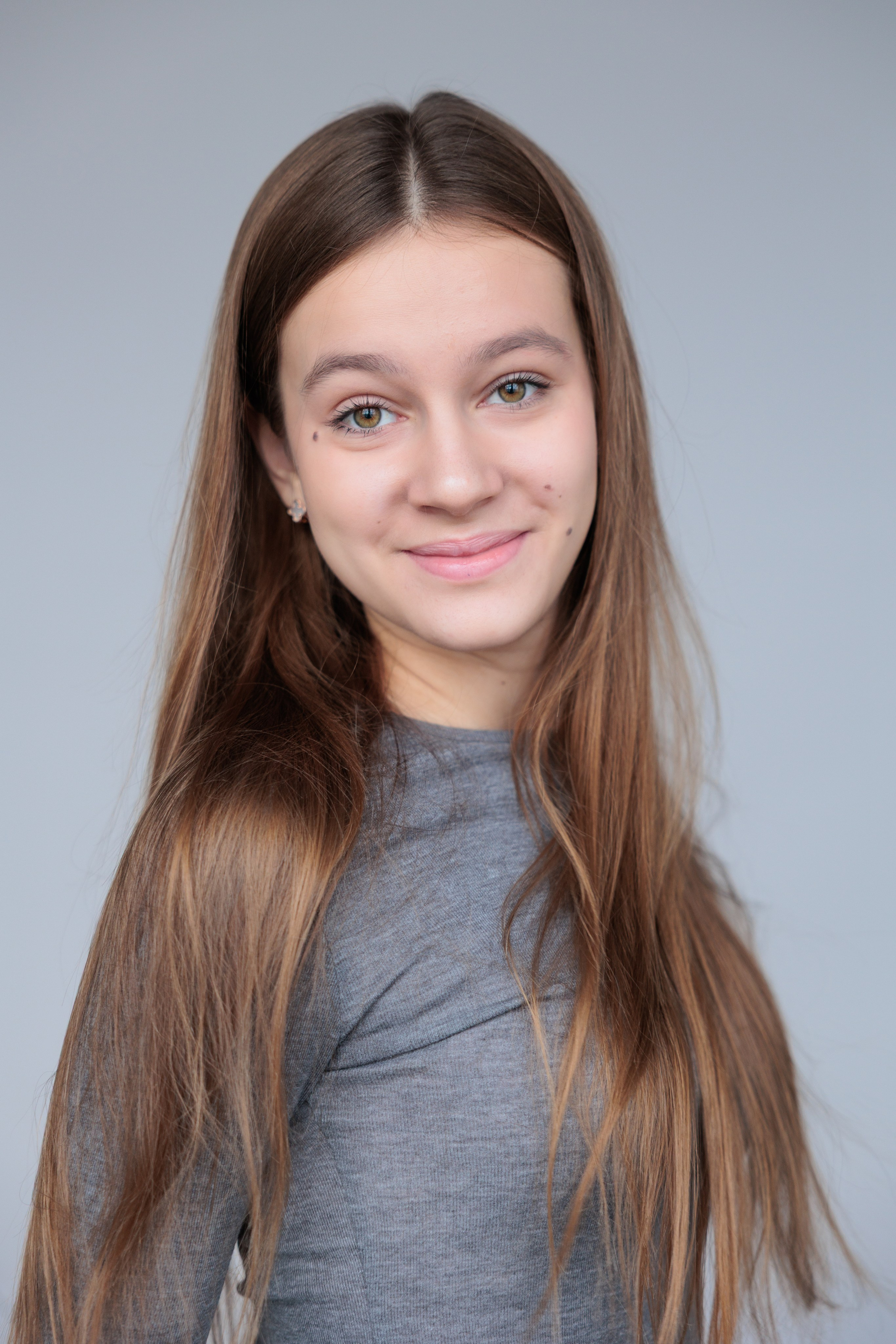 ПОЛИНА. Я фотограф из Москвы к Вашим услугам