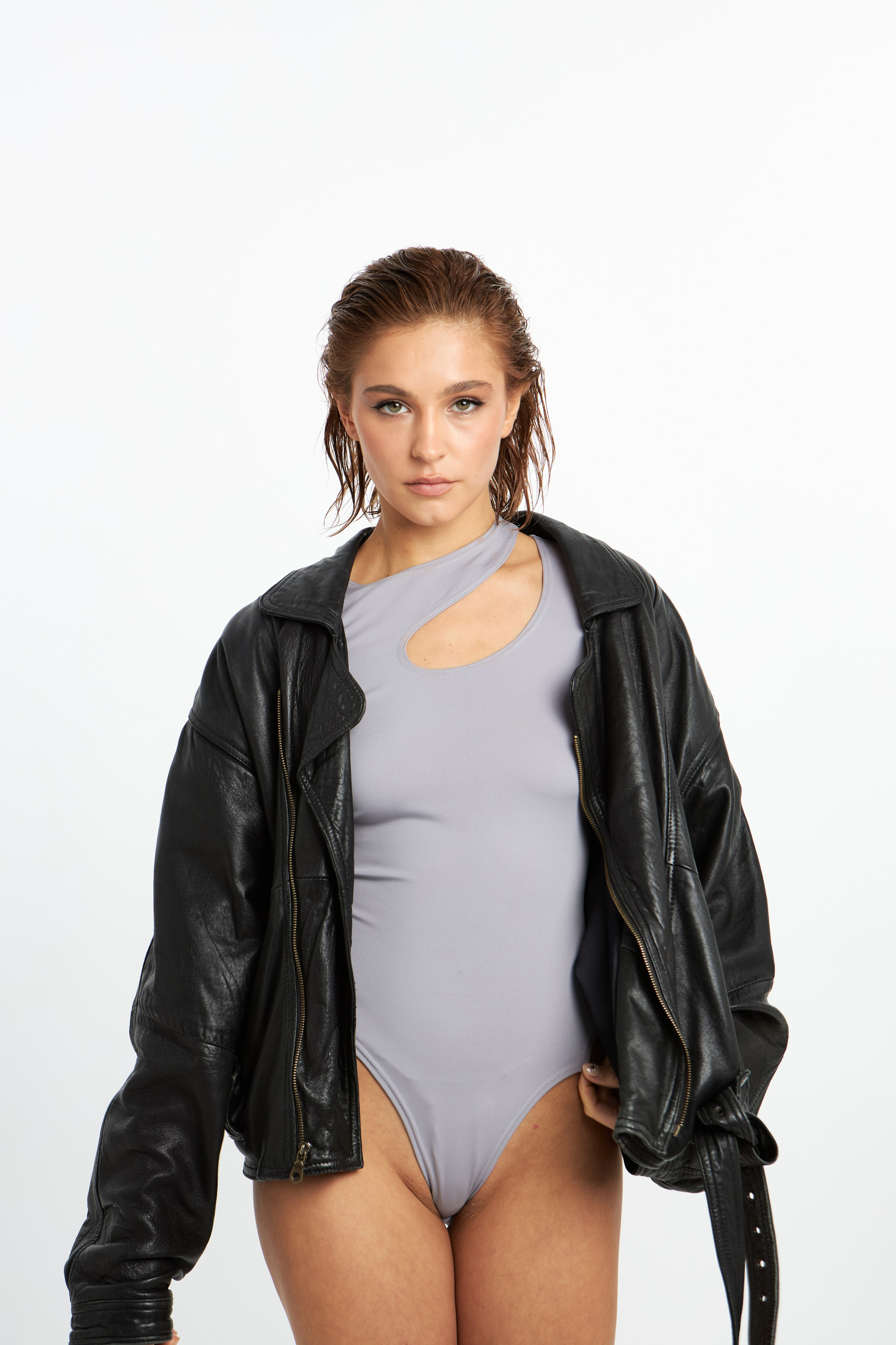 Бренд дизайнерской женской одежды MAD. Мультижанровый фотограф в Москве/Орле/Санкт-Петербурге Щукина Анастасия