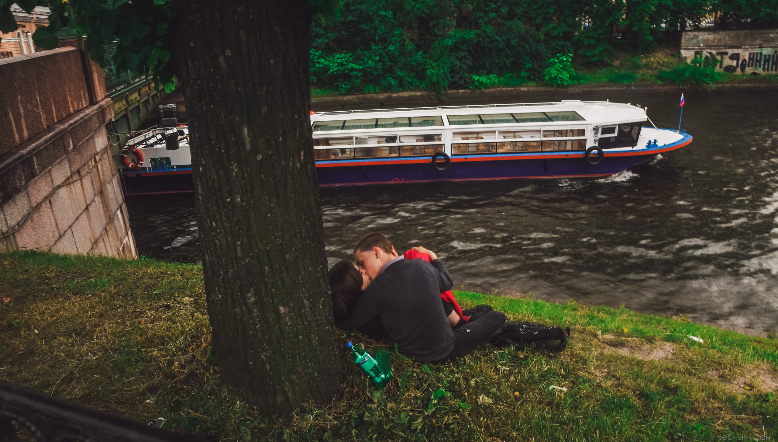 2016. Стрит-фотография, полная абсурда, идиотизма и красоты