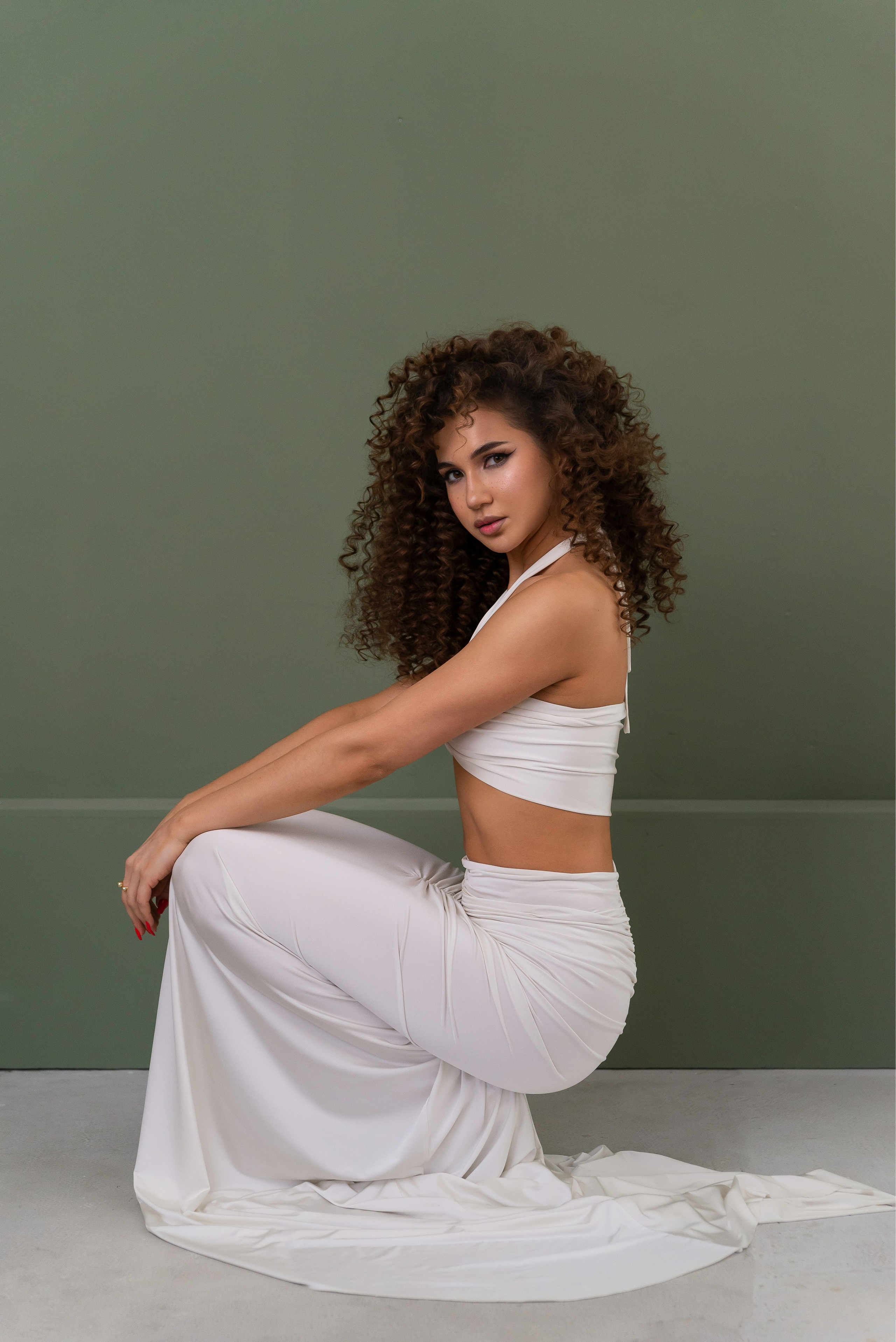 В студии 2. Асель Мурзина фотограф Казань